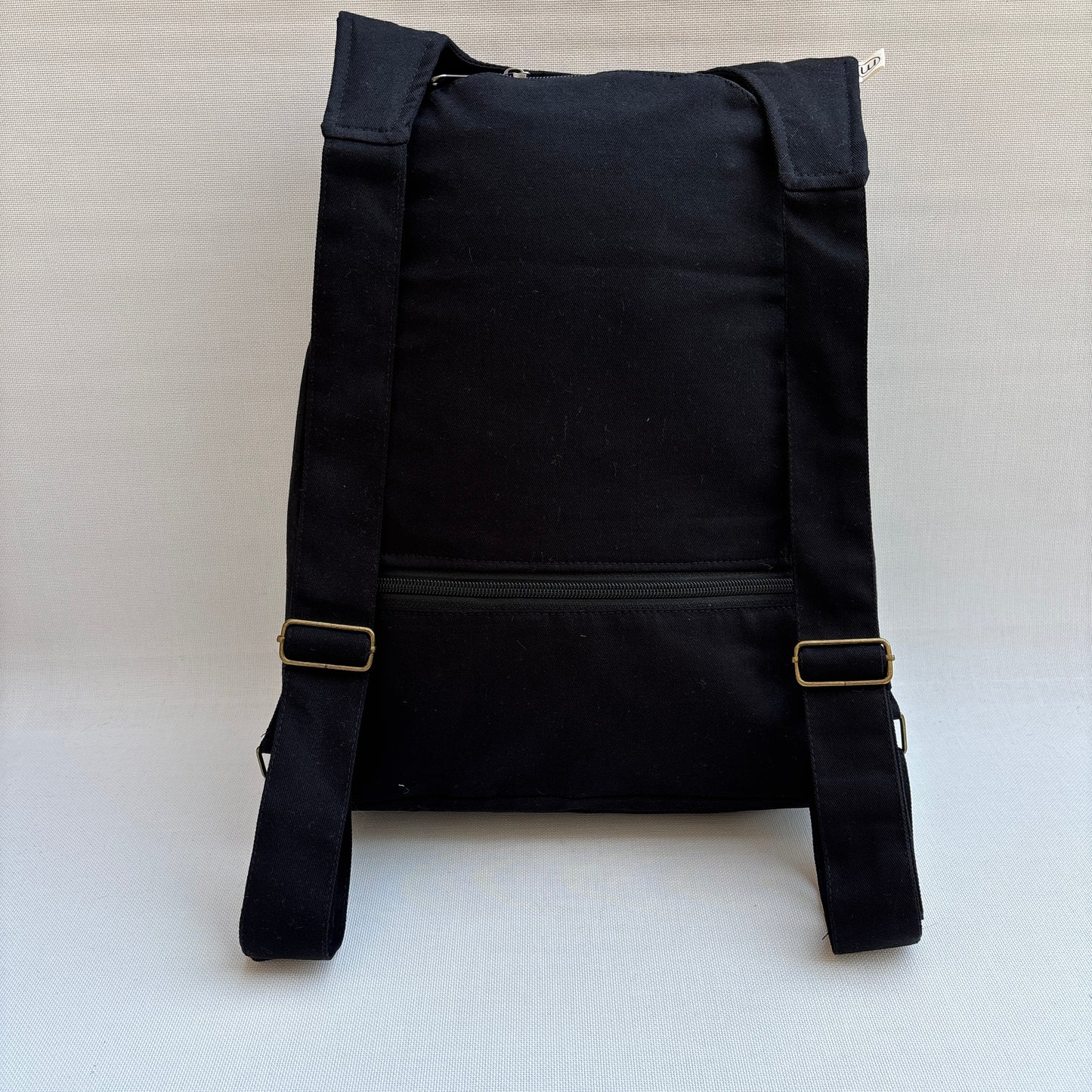 Mochila Multibolsillos "Sagarmatha" · Black Winter · Pieza 18331