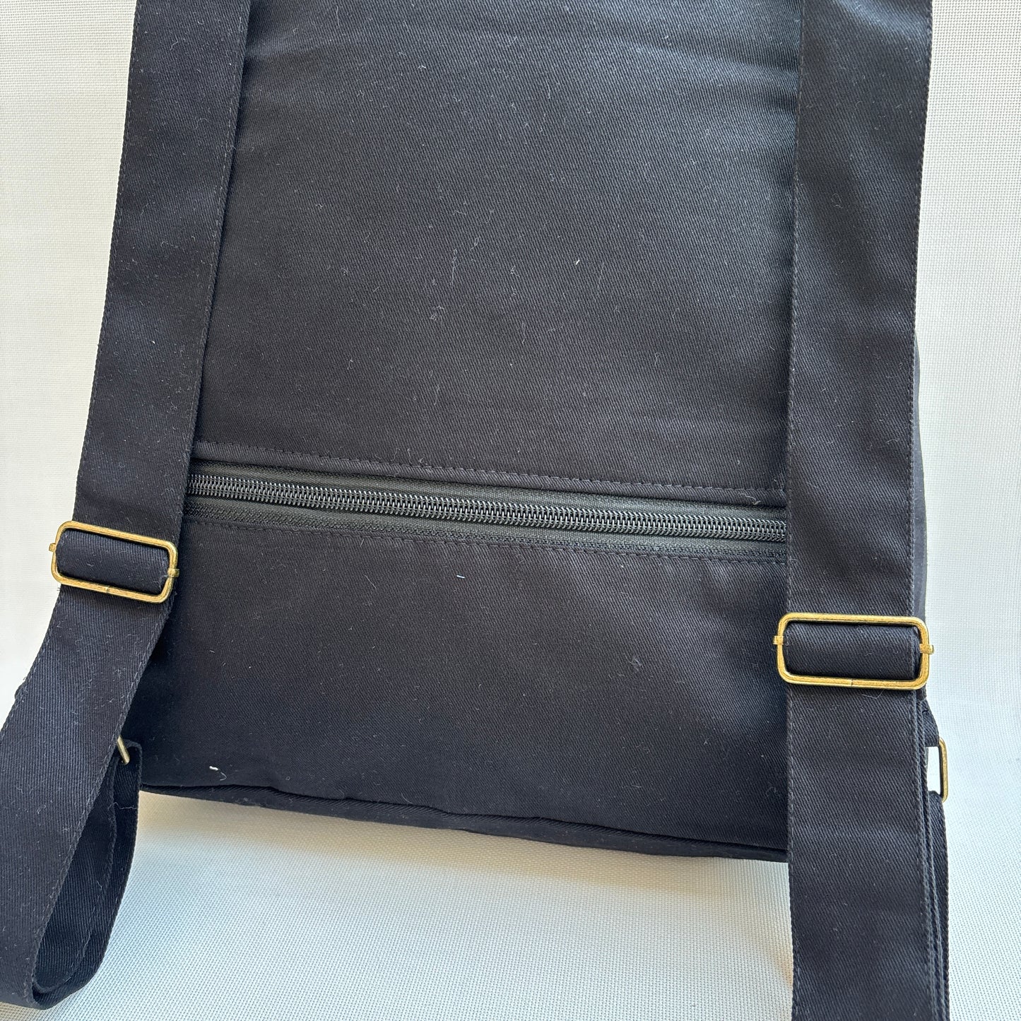 Mochila Multibolsillos "Sagarmatha" · Black Winter · Pieza 18331