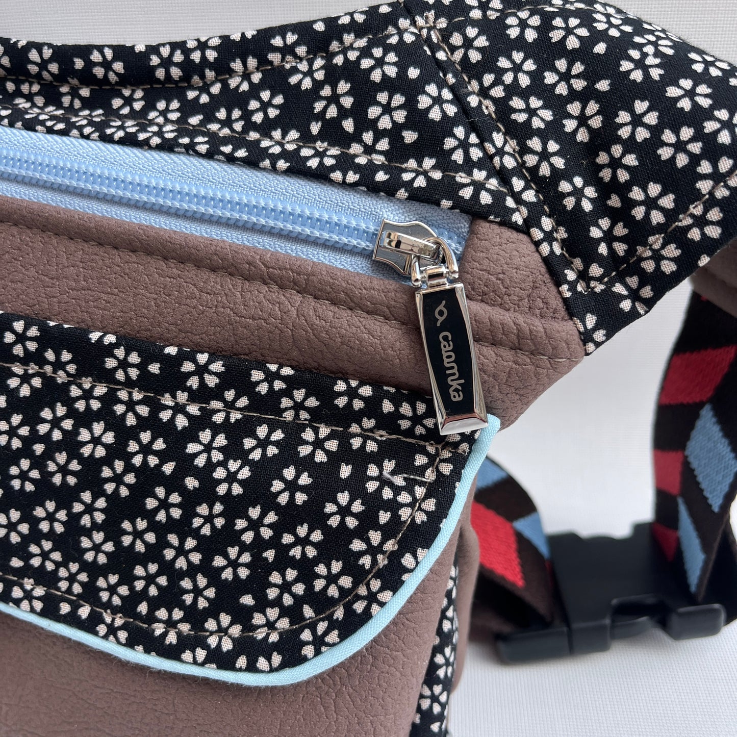 Special Flowers & Silver Top + Bolsillo trasero · Pieza Única Núm. 15184