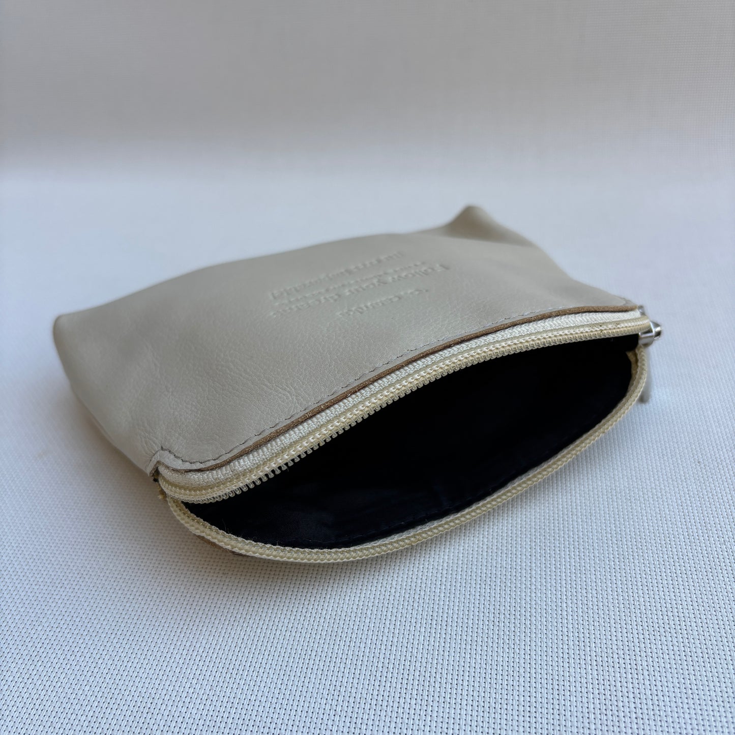CAOMKA Flat Coin Purse Natürliches BioCuir®-Leder Exklusivstück Nr. 13177