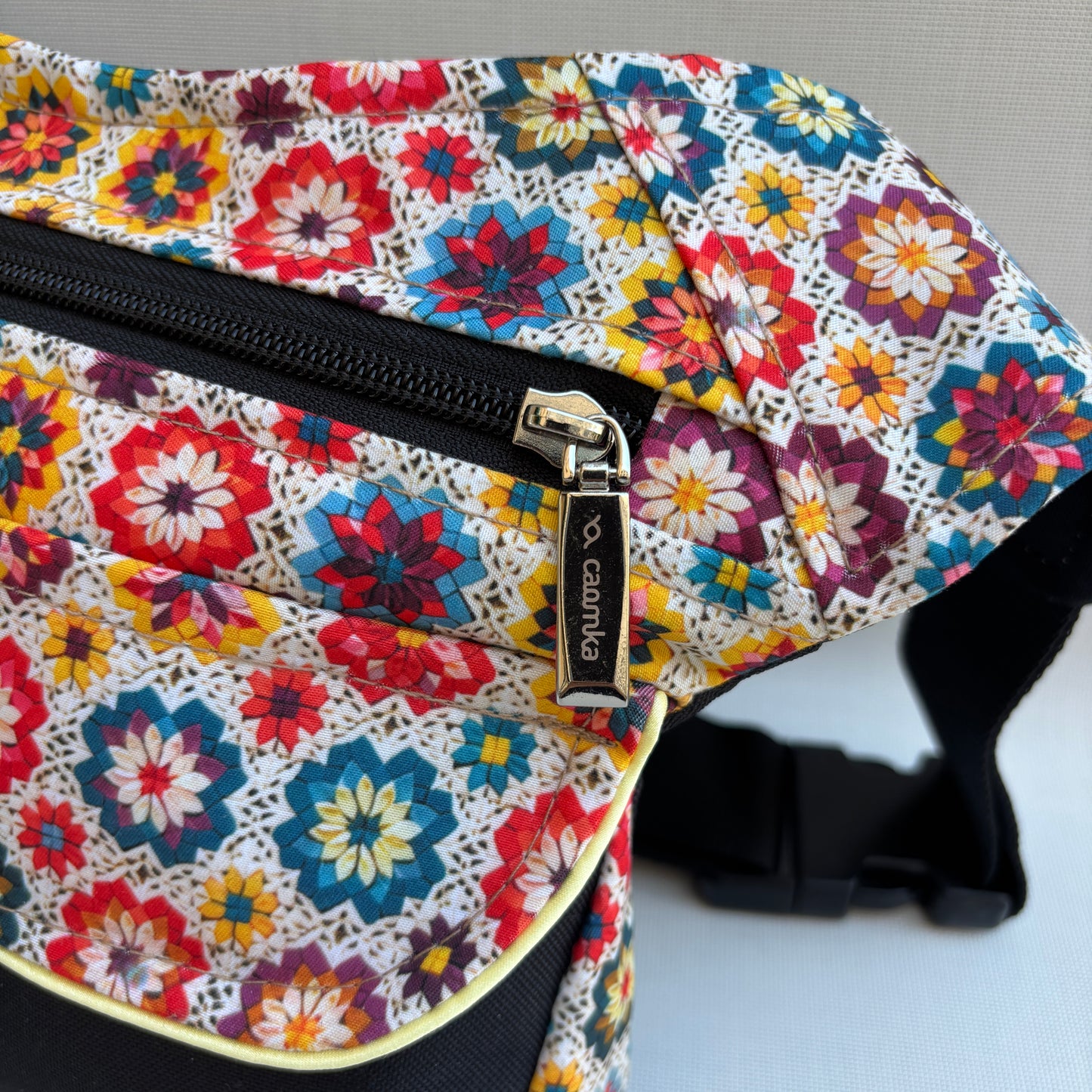 Riñonera "Special Flower Power" + Bolsillo trasero · Pieza Única Núm. 19243