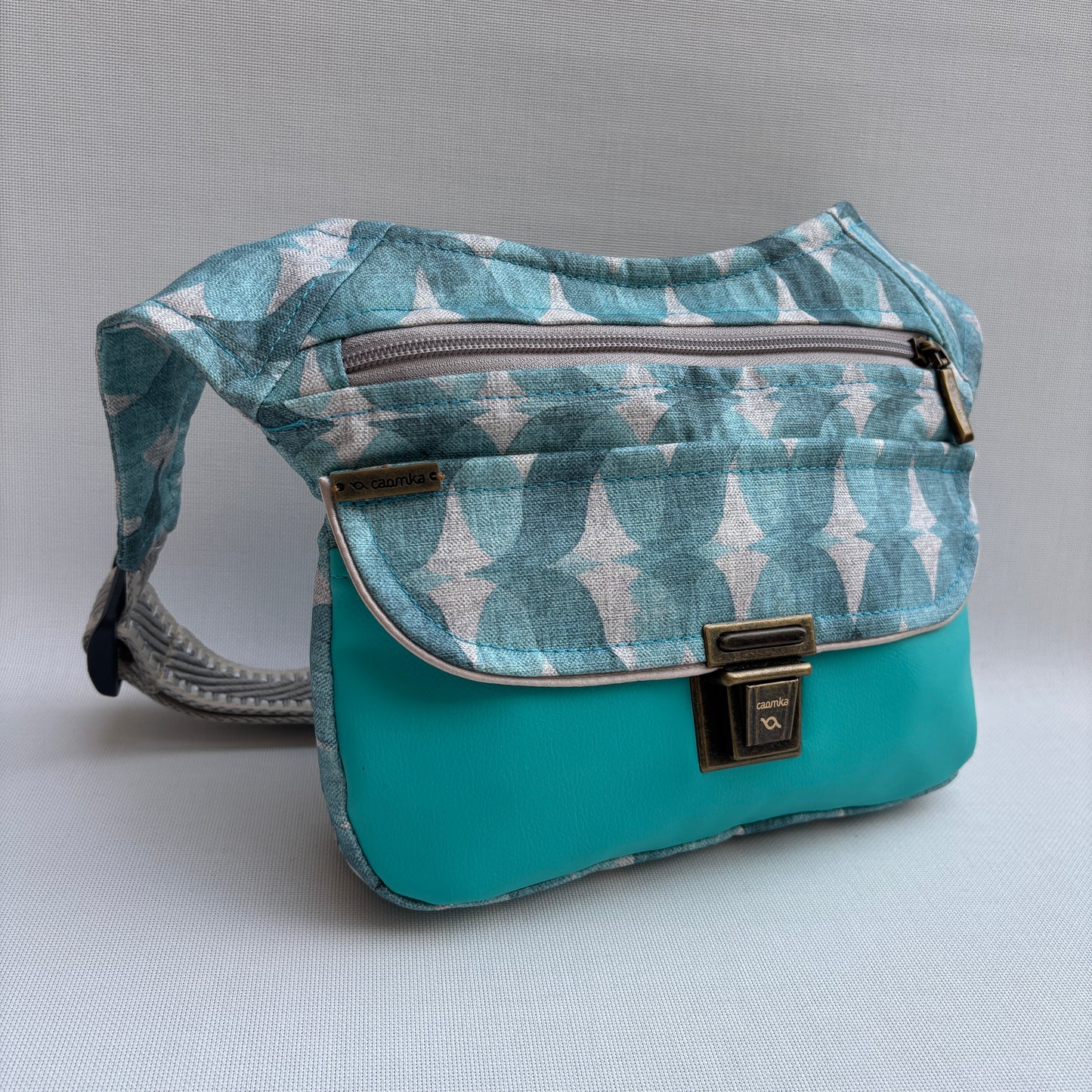 Riñonera "Special Esmeralda Top" + Bolsillo trasero · Impermeable · Pieza Única Núm. 17727