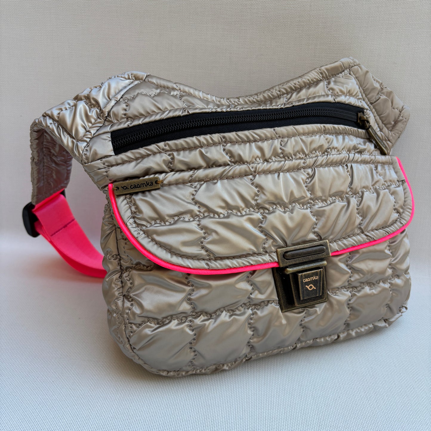 Riñonera "Special Soft Fluor" · Pieza Única Núm. 19247