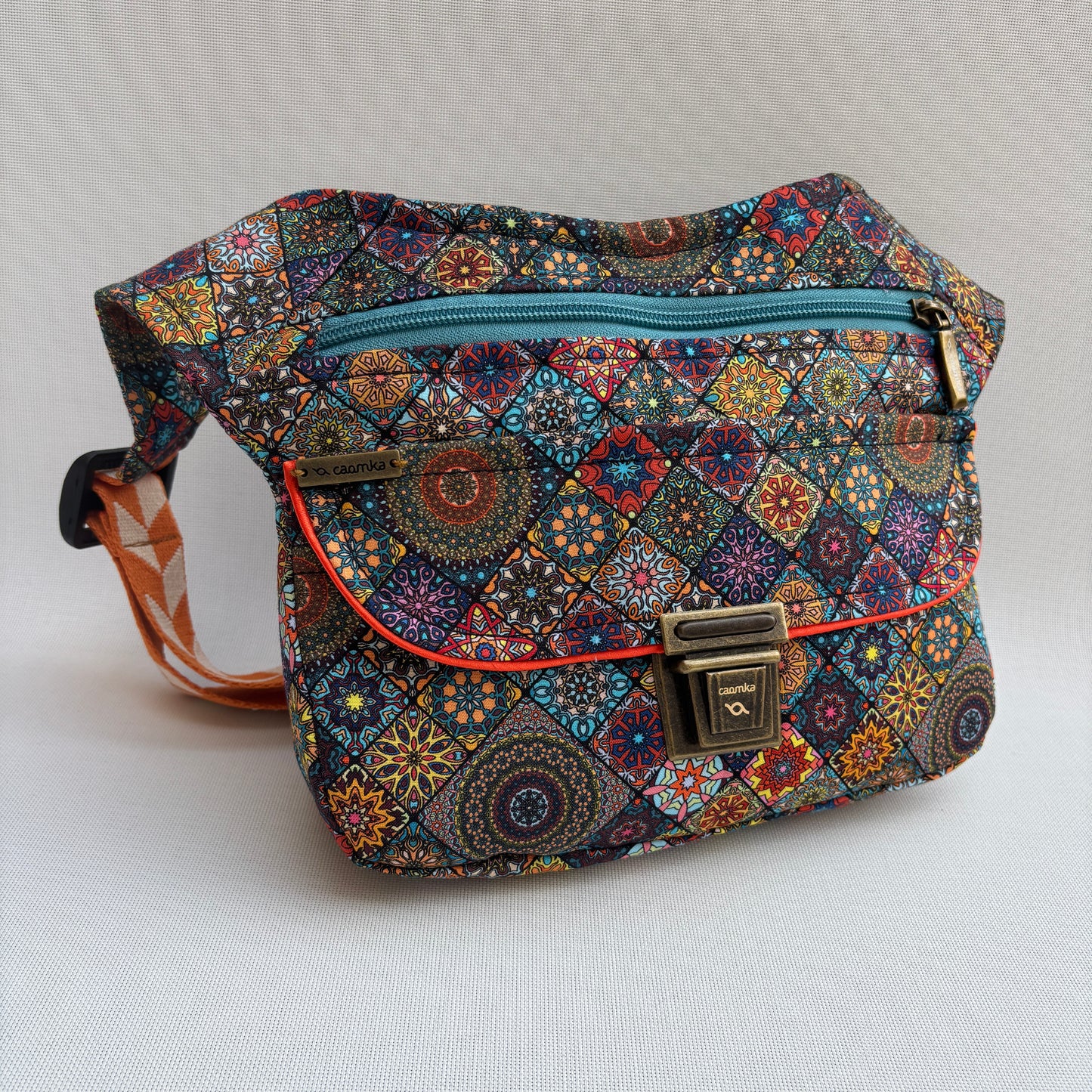 Riñonera "Special Small Mandalas Top" · Pieza Única Núm. 17754