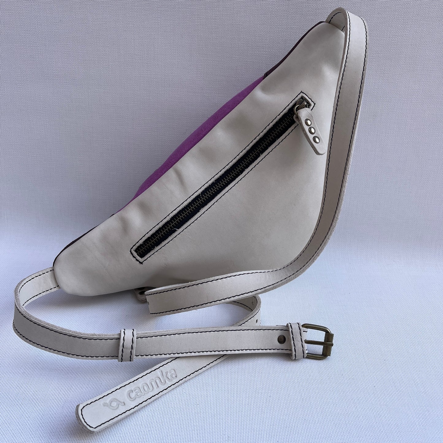 Premium Retro Chic · Piel - Cuero · Pieza Única Núm. 15286