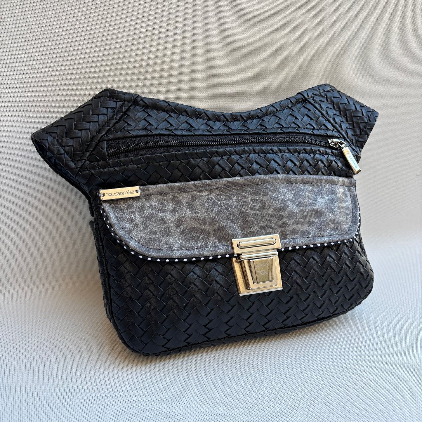 Riñonera "Elegant Black Top" + Bolsillo trasero · Polipiel · Pieza Única Núm. 19393