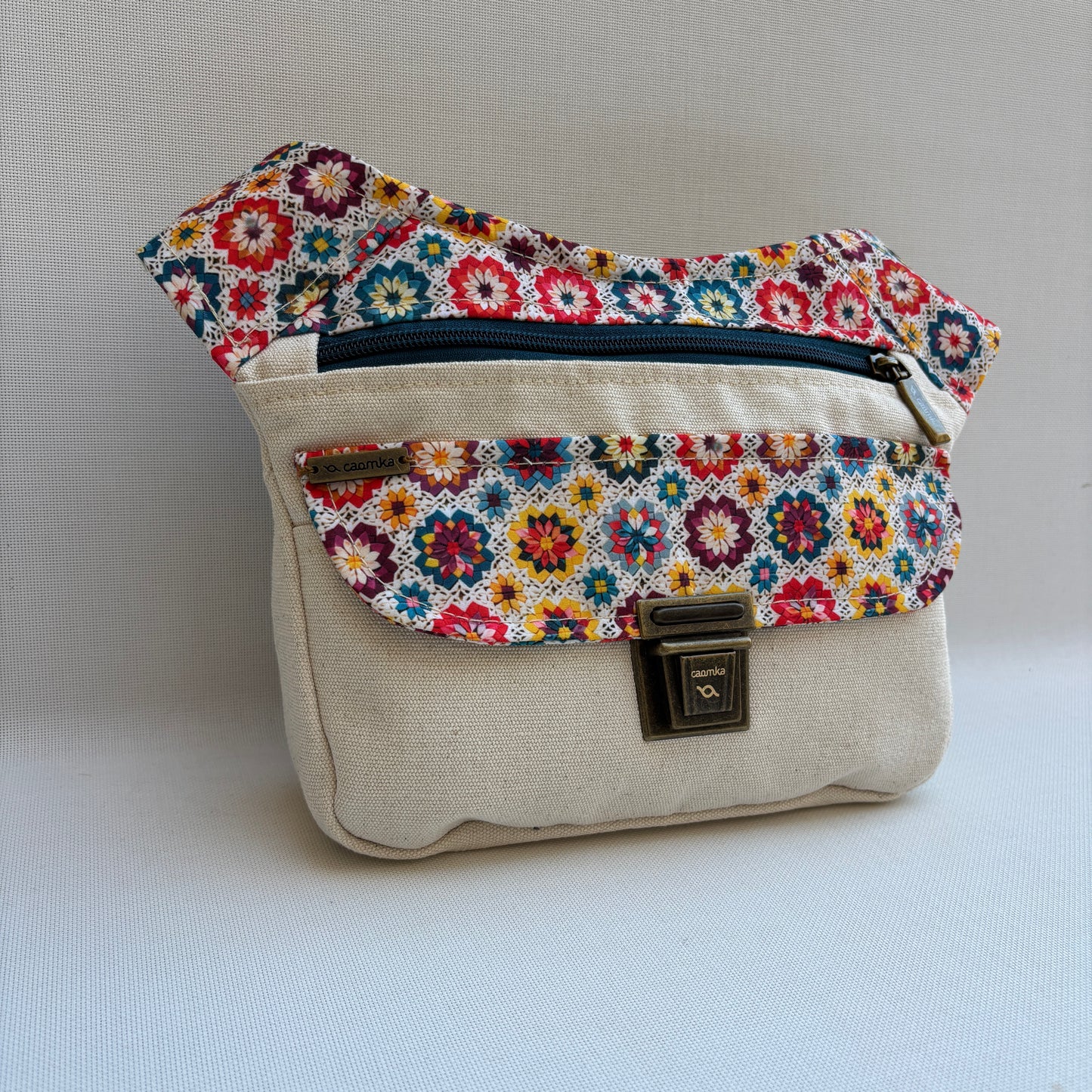 Riñonera "Special Flower Party Top" · Pieza Única Núm. 19322