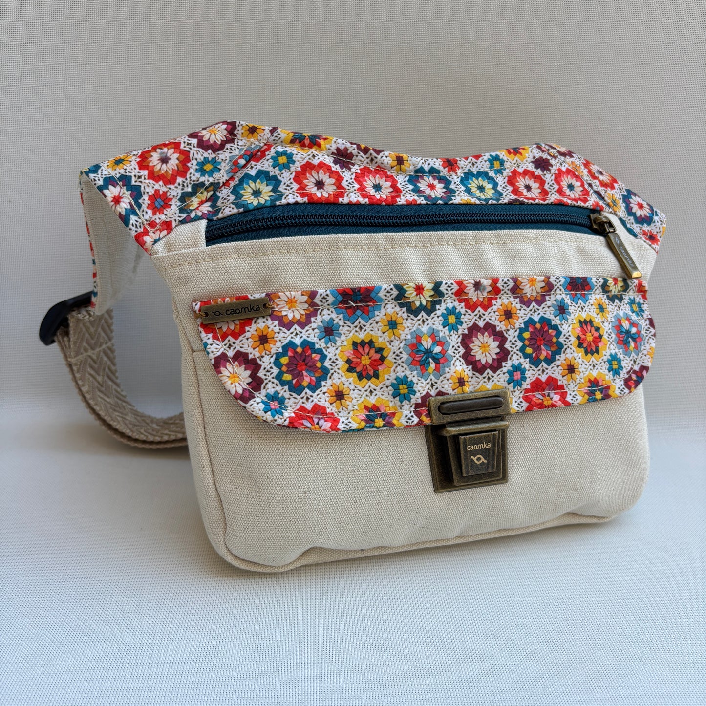 Riñonera "Special Flower Party Top" · Pieza Única Núm. 19322