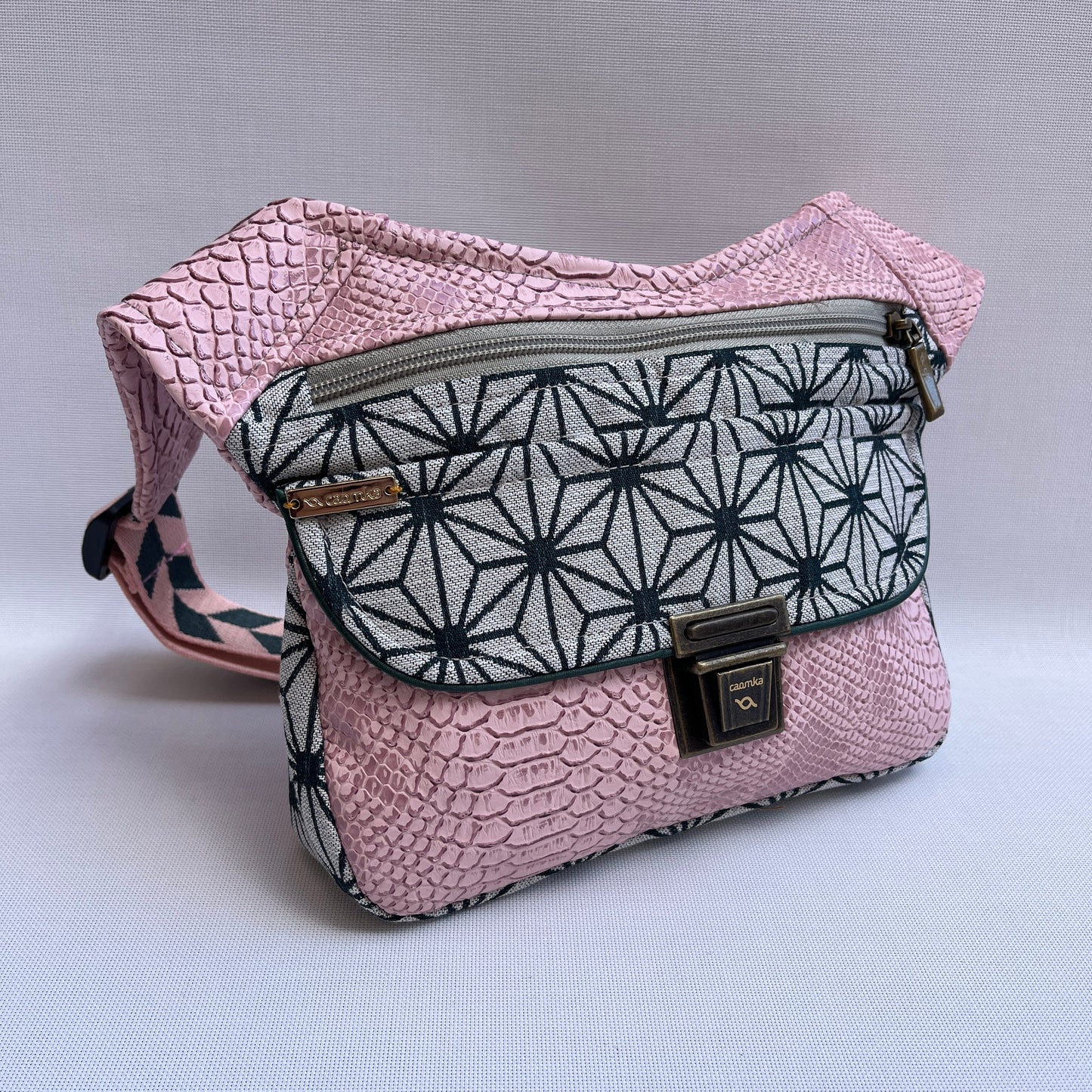 Special Geometric Top + Bolsillo trasero · Pieza Única Núm. 15226