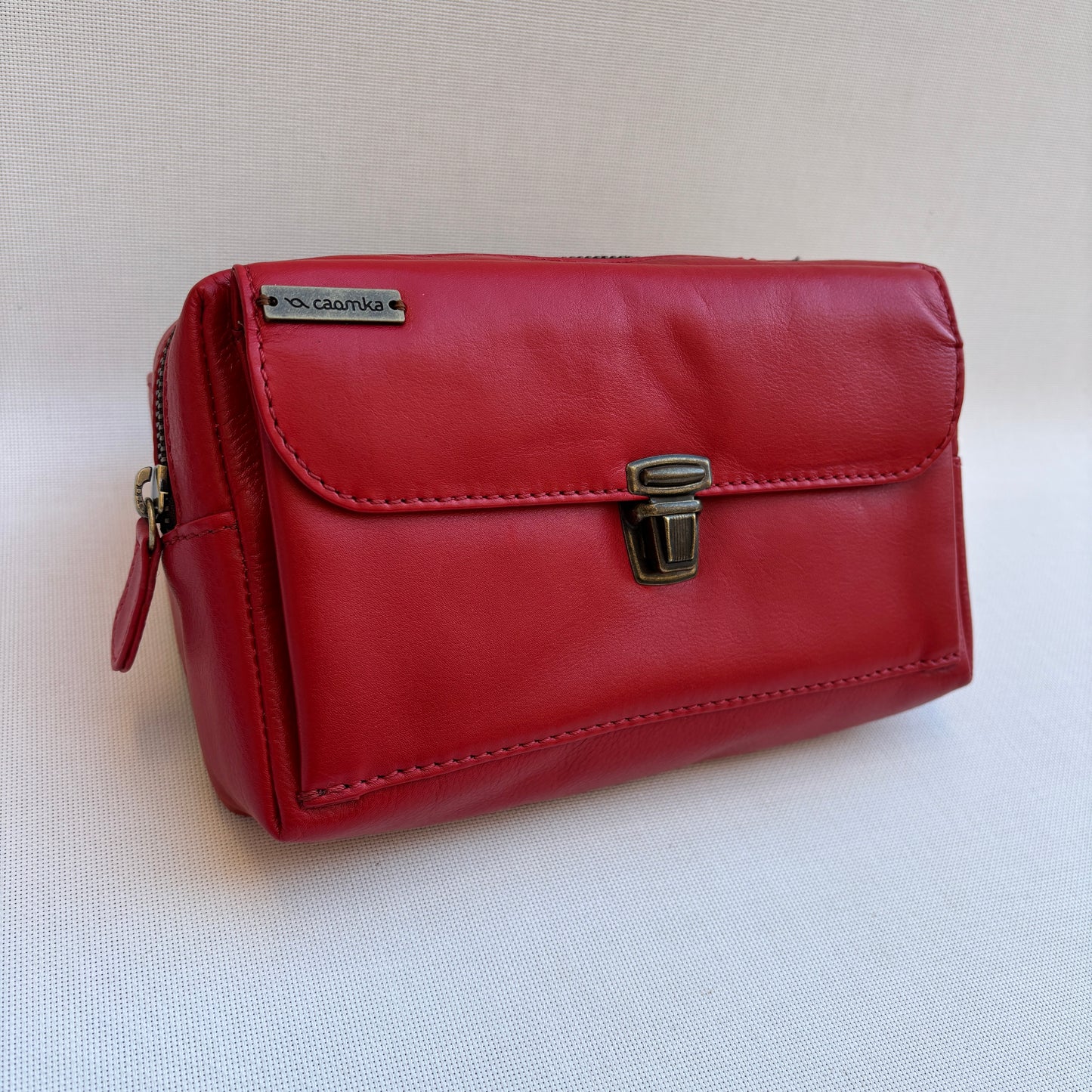 Riñonera Urban Classic · Rojo · Piel · Pieza Exclusiva Núm. 18360