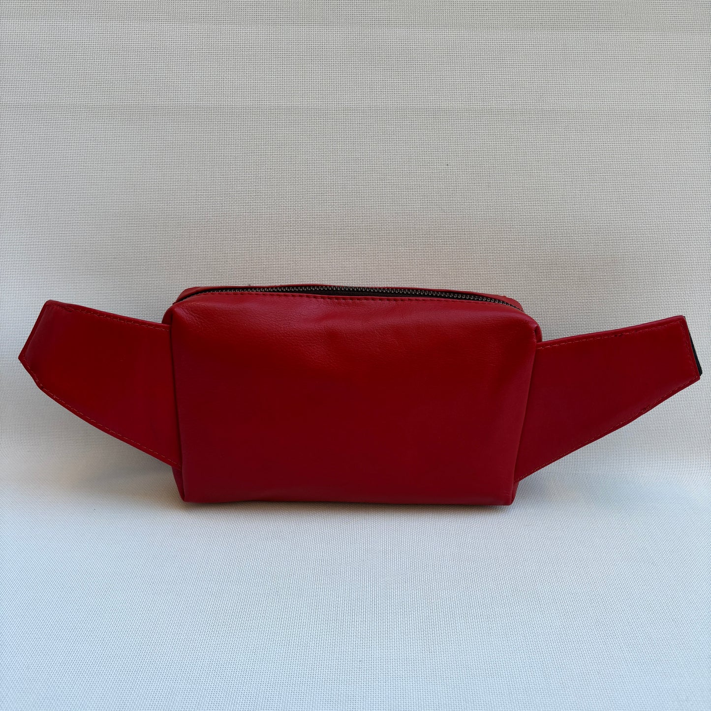 Riñonera Urban Classic · Rojo · Piel · Pieza Exclusiva Núm. 18360