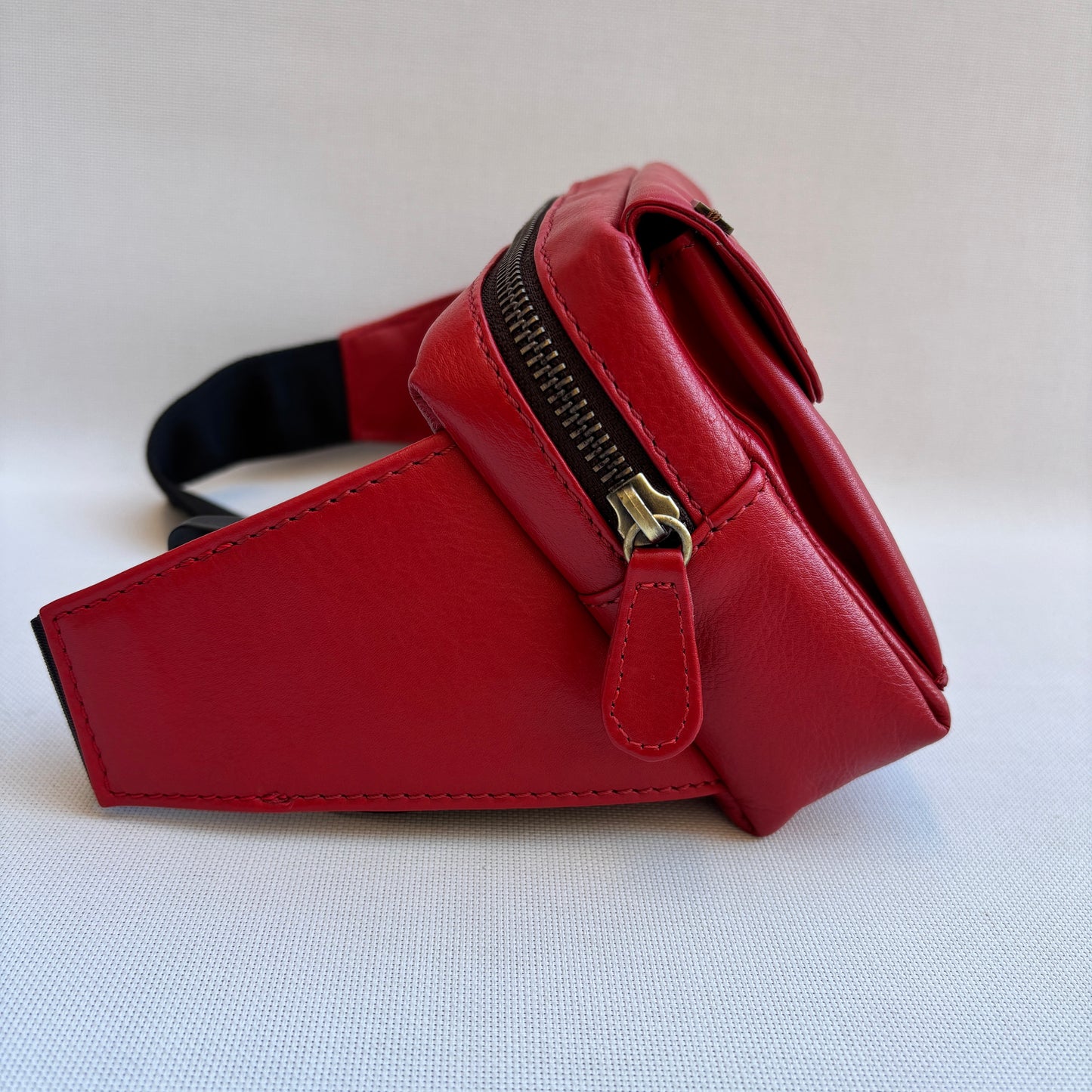 Riñonera Urban Classic · Rojo · Piel · Pieza Exclusiva Núm. 18360