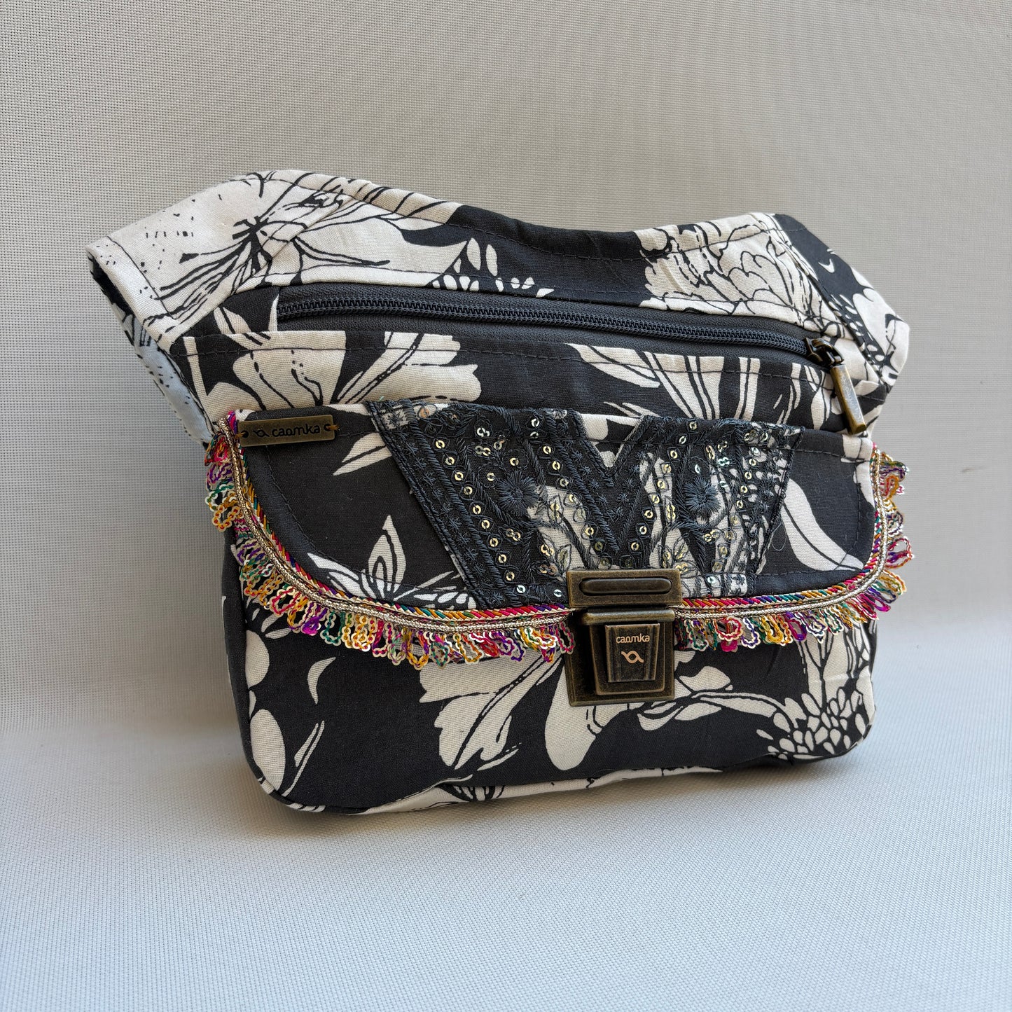Riñonera "Elegant Luxury India" + Bolsillo trasero · Pieza Única Núm. 19270