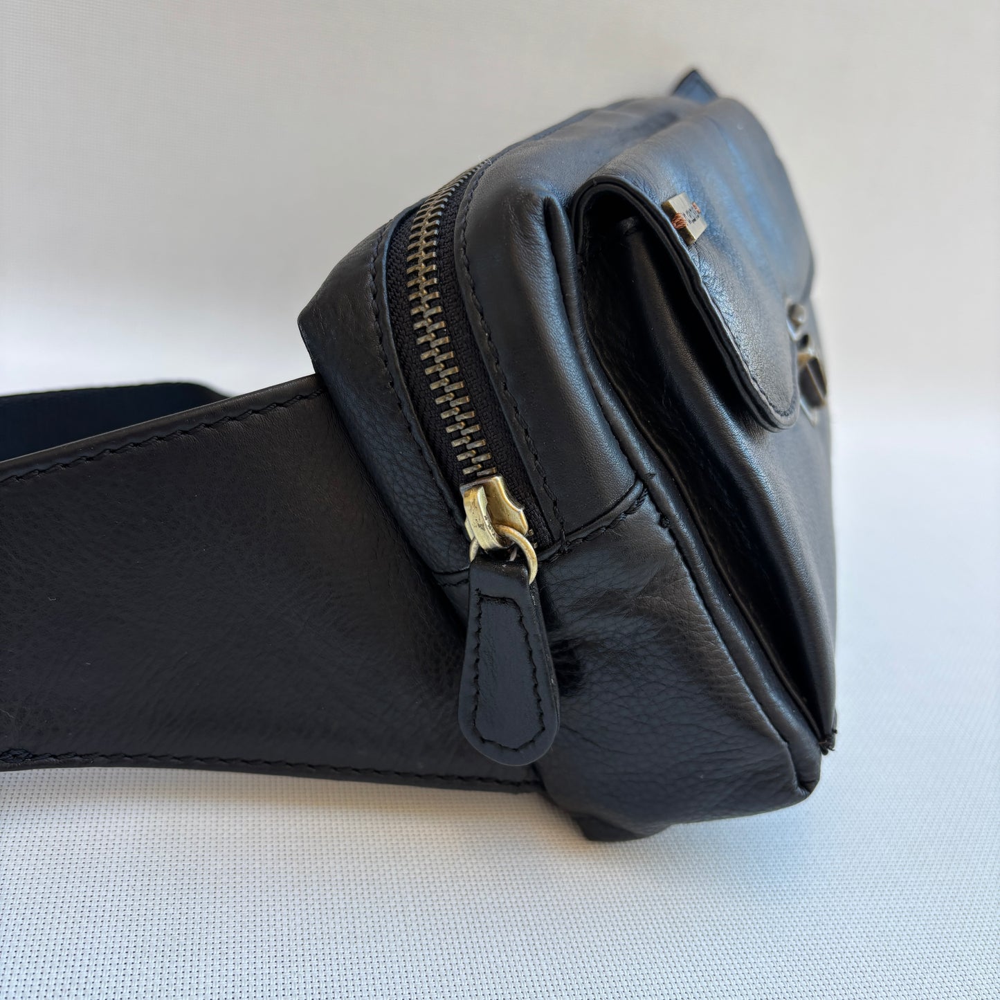 Riñonera Urban Classic · Negro · Piel · Pieza Exclusiva Núm. 18362