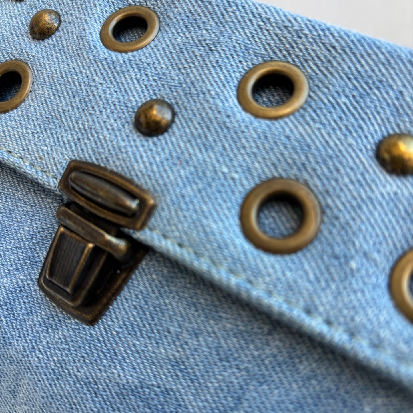 Riñonera Urban Premium · AZUL VAQUERO CLARO · Pieza Exclusiva Núm. 18059