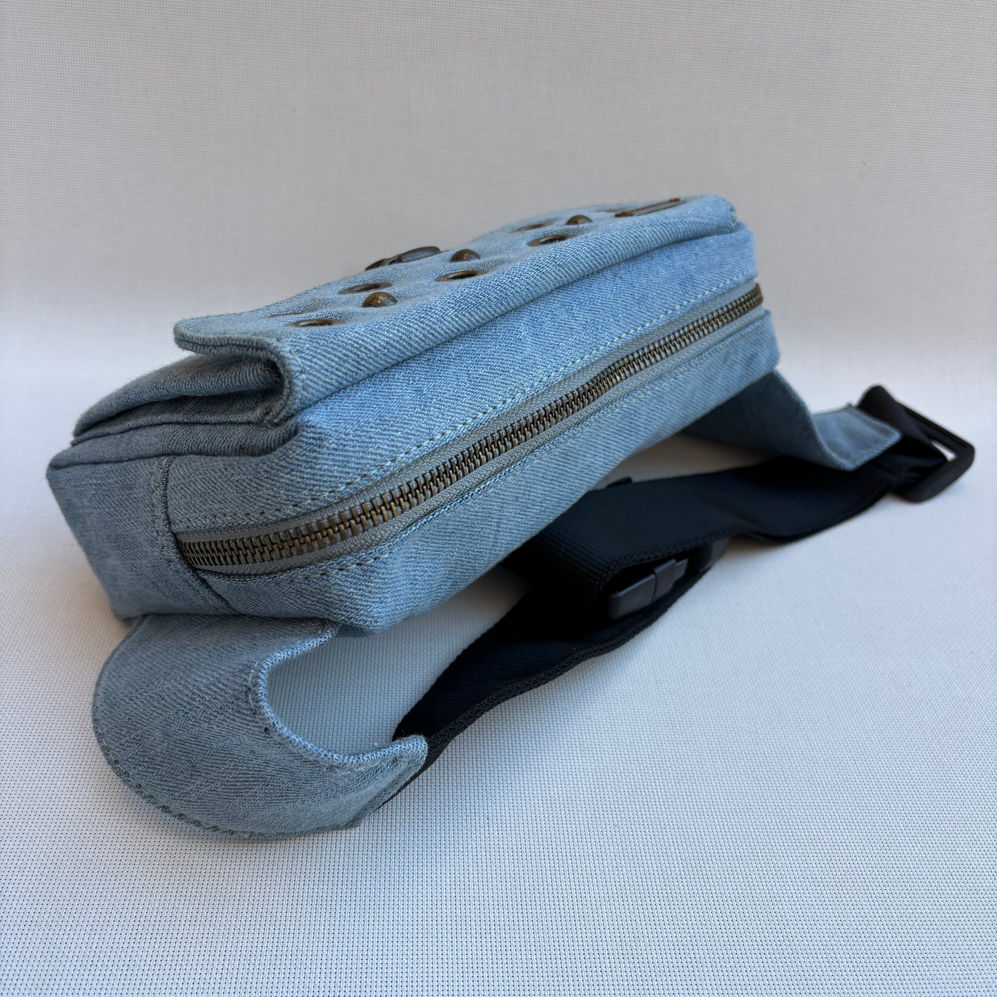 Riñonera Urban Premium · AZUL VAQUERO CLARO · Pieza Exclusiva Núm. 18059