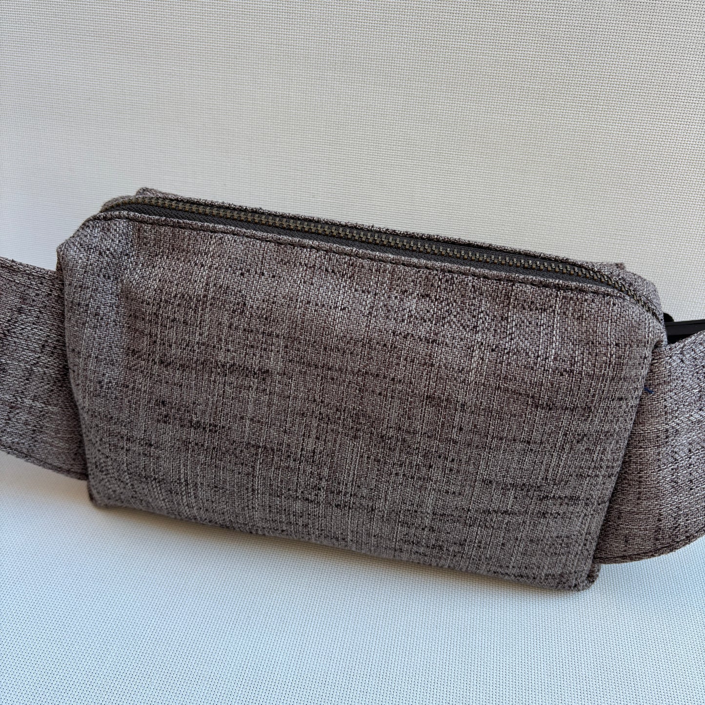 Riñonera Urban · MARRÓN · Pieza Exclusiva Núm. 18003