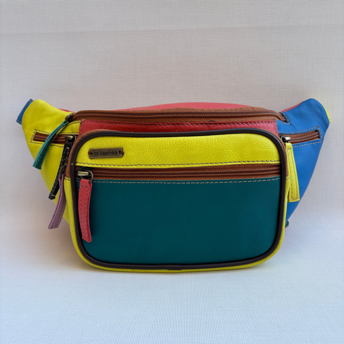 Riñonera RetroChic Happy Colors · Piel · Pieza Única Núm. 18396