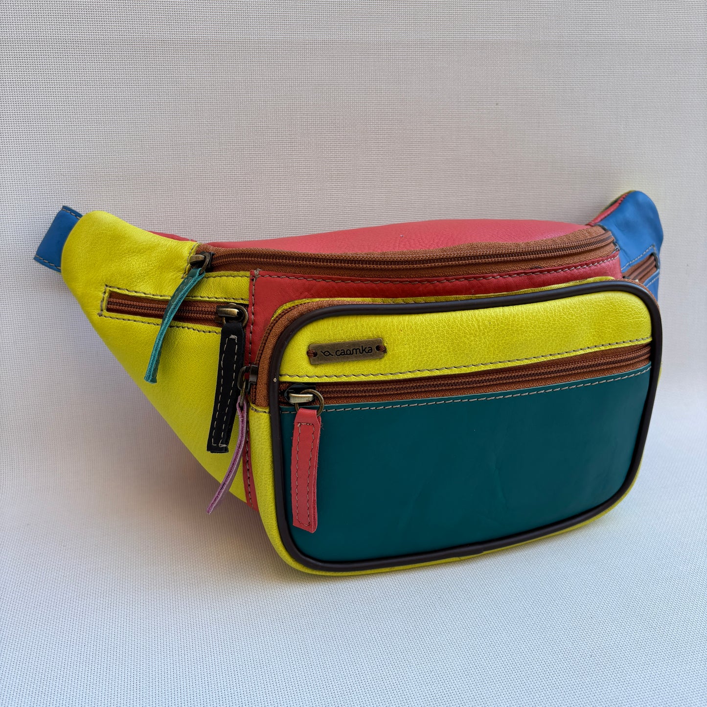 Riñonera RetroChic Happy Colors · Piel · Pieza Única Núm. 18396