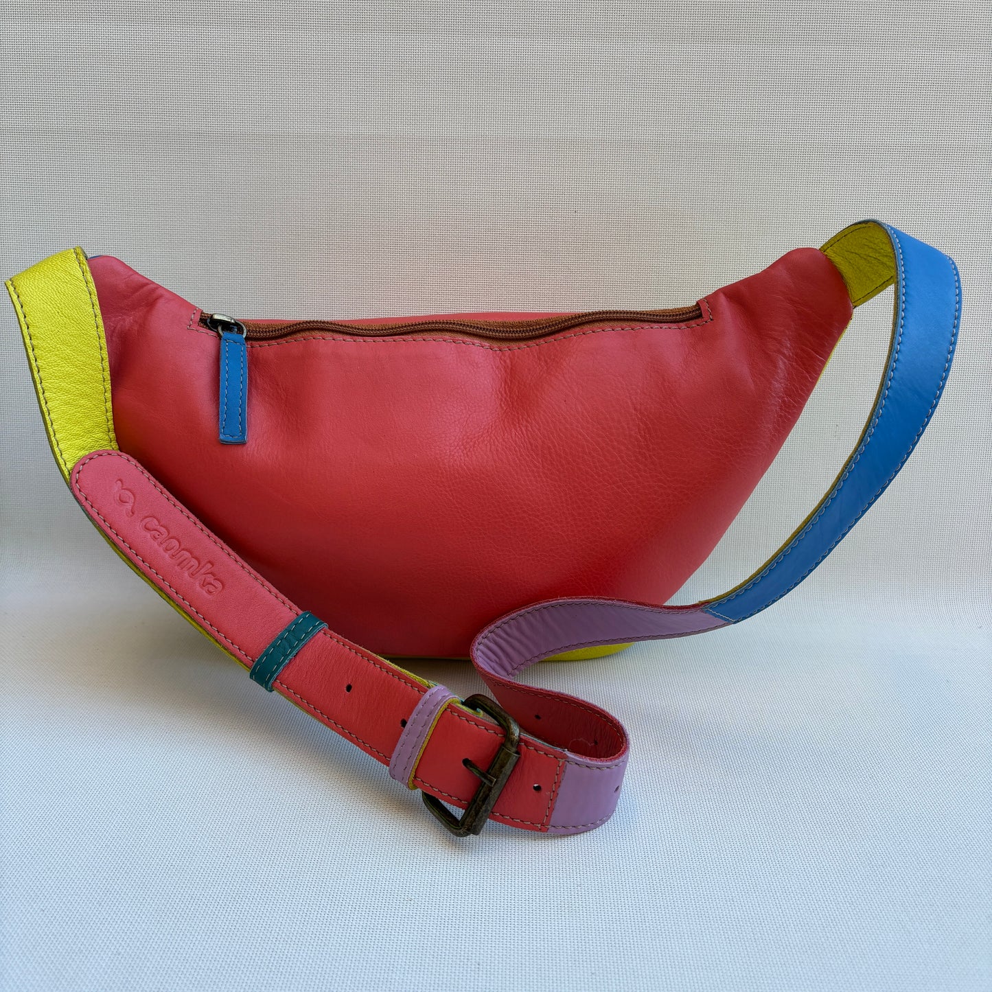 Riñonera RetroChic Happy Colors · Piel · Pieza Única Núm. 18396