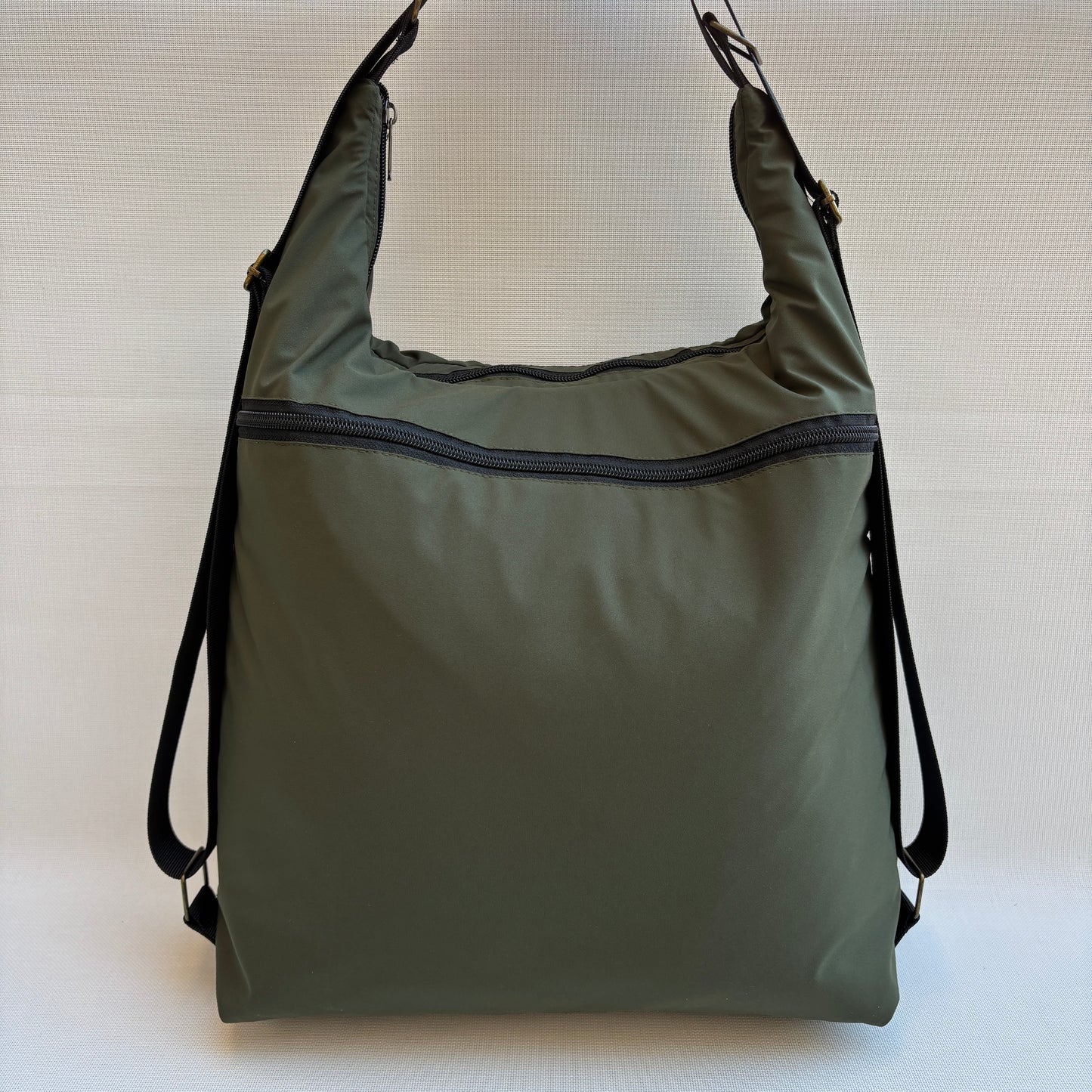Mochila - Bolso - Tote Bag - Impermeable · Mutifunción · "Nepal" Color Kaki · Súper ligera · Pieza 18355