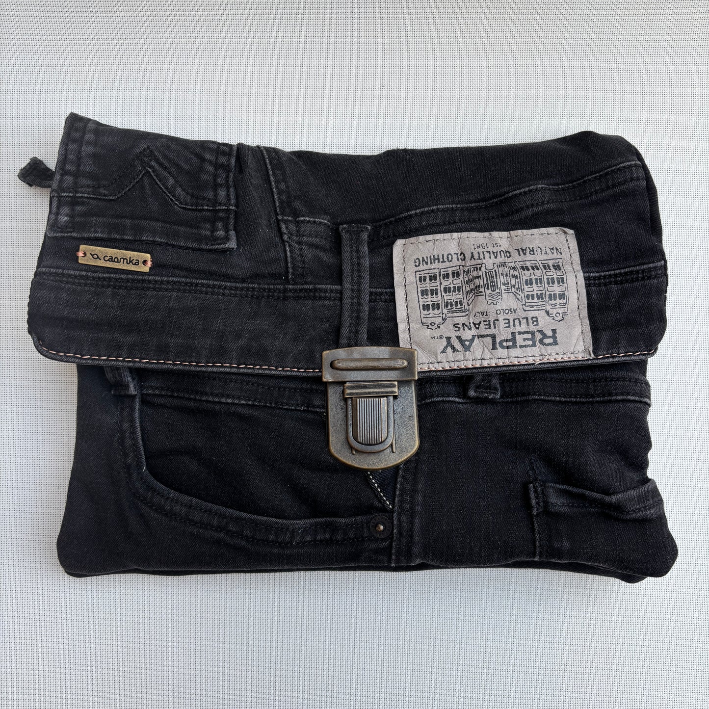 Bolso, bandolera vaquero ♻️ Jeans Recycled ♻️ · Pieza Única Núm. 17733