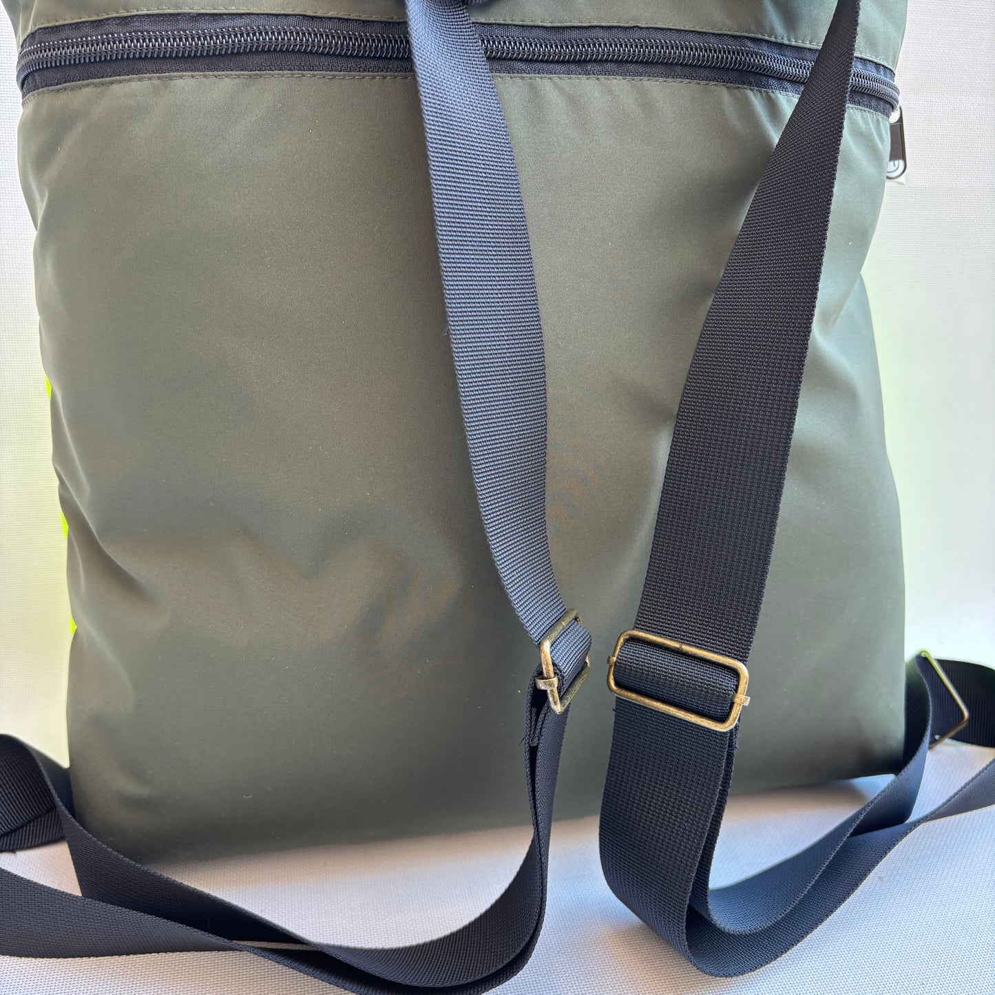 Mochila - Bolso - Tote Bag - Impermeable · Mutifunción · "Nepal" BiColor · Súper ligera · Pieza 18358