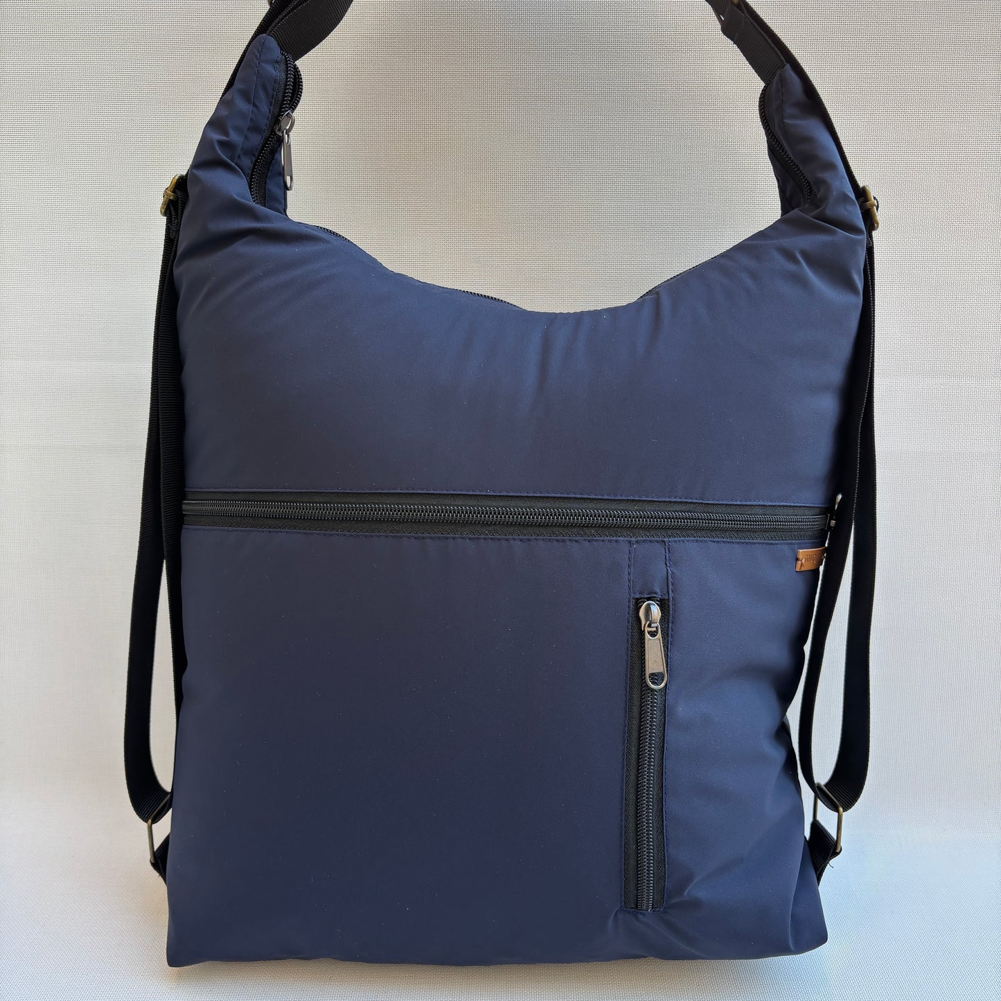 Mochila - Bolso - Tote Bag - Impermeable · Mutifunción · "Nepal" Color Azul Marino · Súper ligera · Pieza 18356