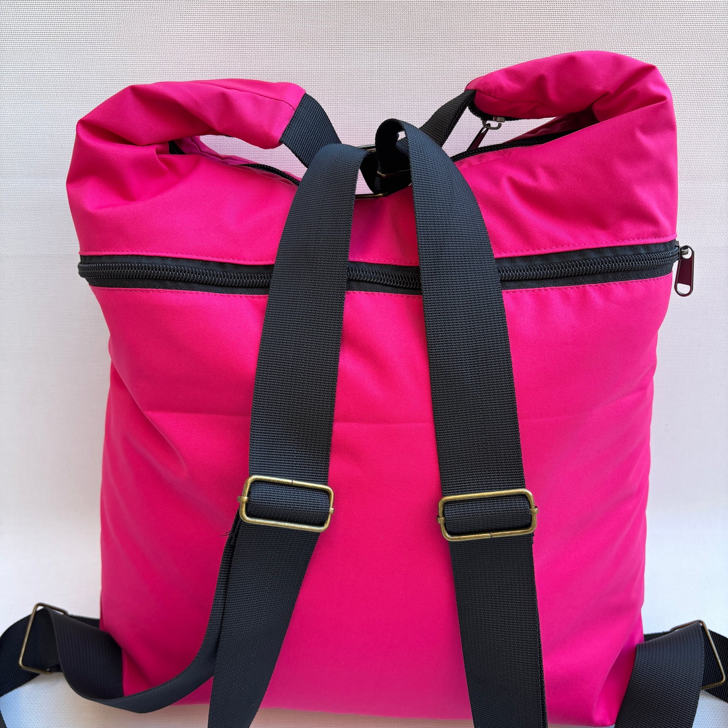 Mochila - Bolso - Tote Bag - Impermeable · Mutifunción · "Nepal" Color Rosa · Súper ligera · Pieza 18357