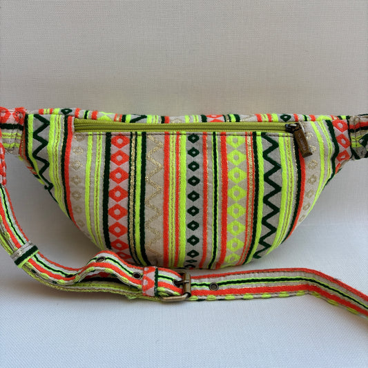 Riñonera - Bandolera Retrochic Mónica “Neon Folk” · Pieza Única Núm. 19159