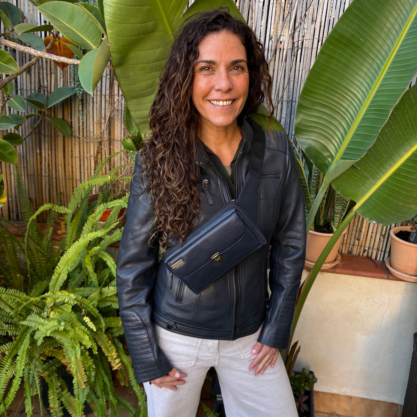 Riñonera Urban Classic · Azul Marino · Piel · Pieza Exclusiva Núm. 18361