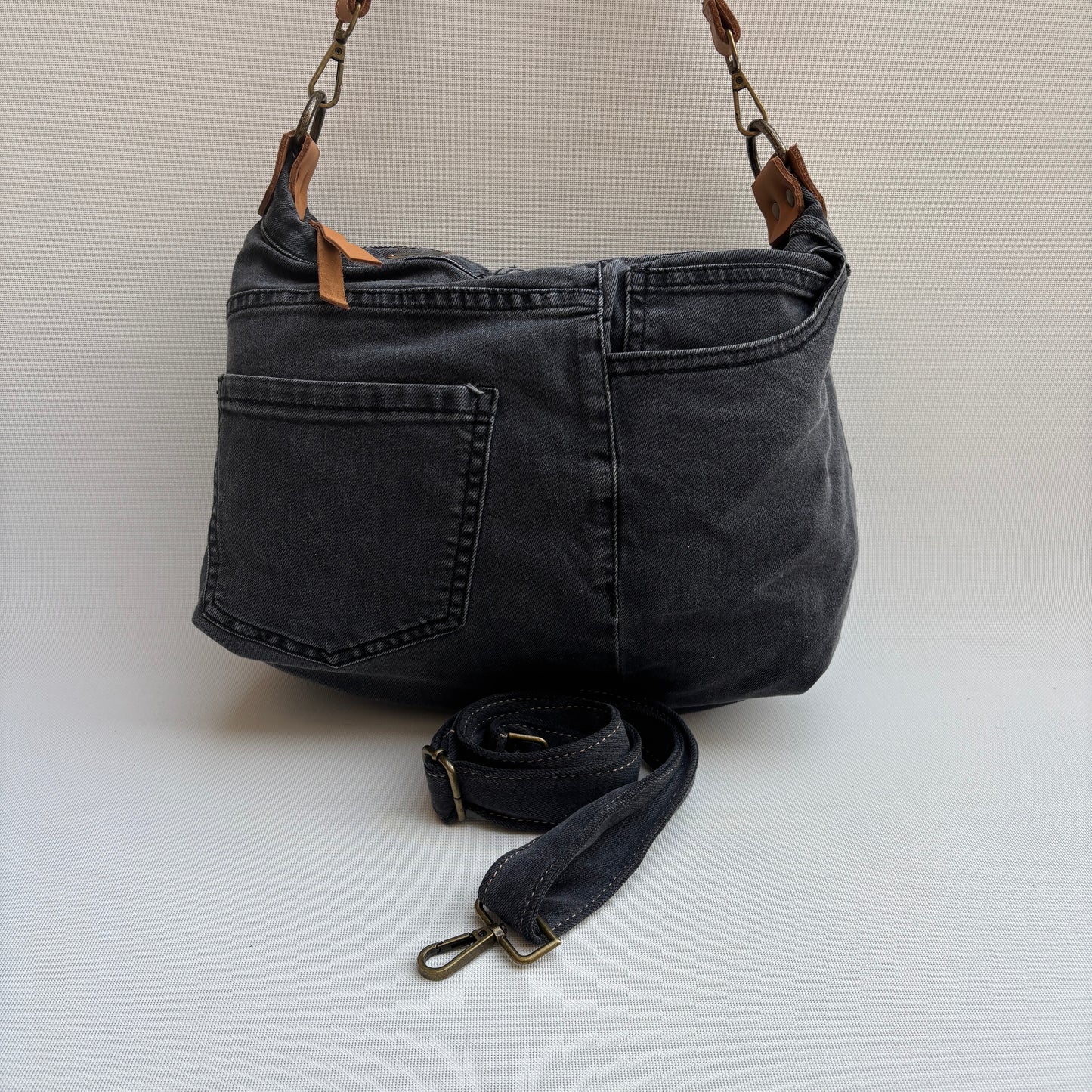 Bolso, bandolera vaquero · Multifunción · ♻️ Jeans Recycled ♻️ · Pieza Única Núm. 17706