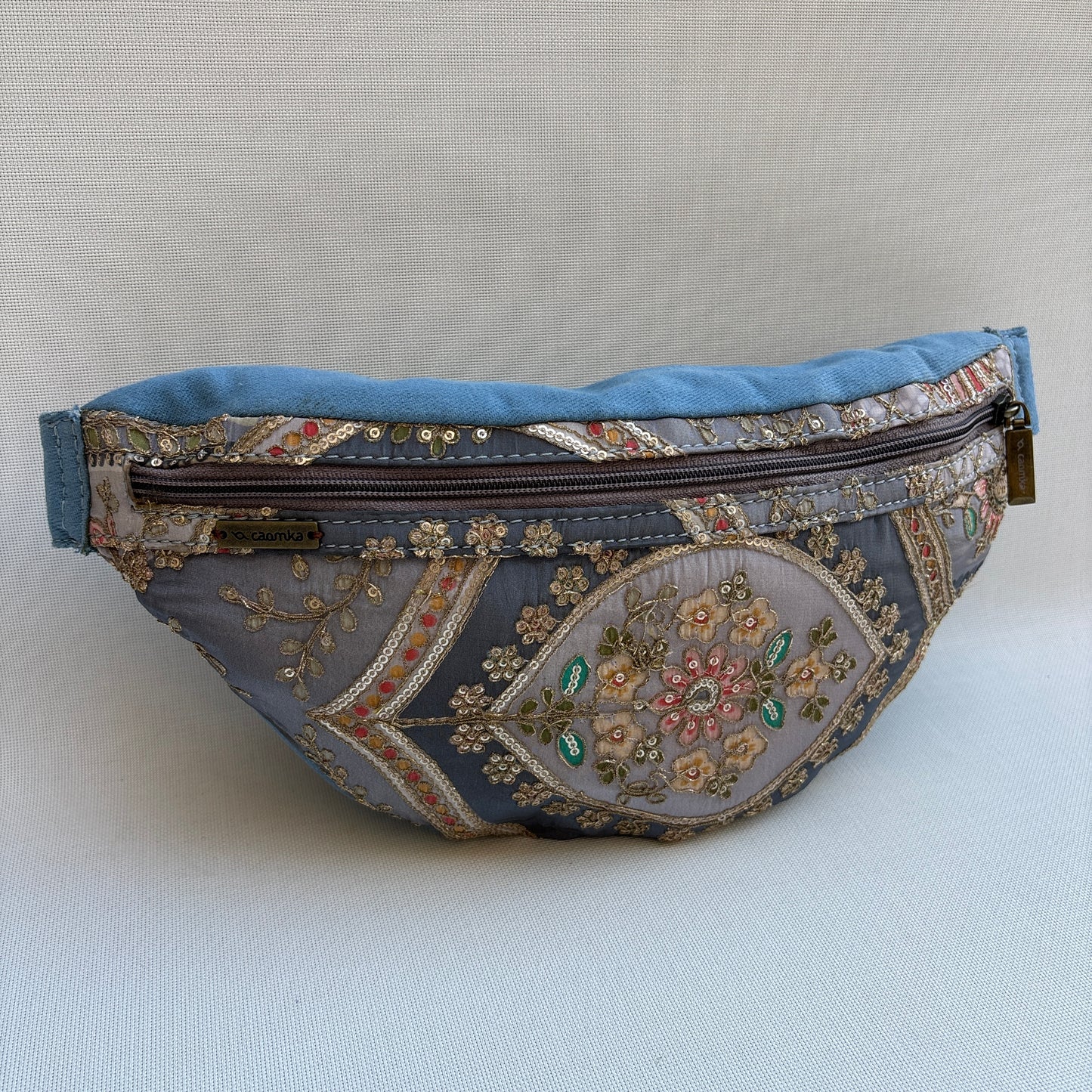 Riñonera - Bandolera Retrochic Mónica “Blue Romance” · Pieza Única Núm. 19154