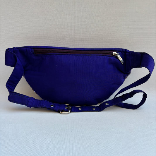 Riñonera - Bandolera Retrochic Mónica “Purple Bloom” · Pieza Única Núm. 19150