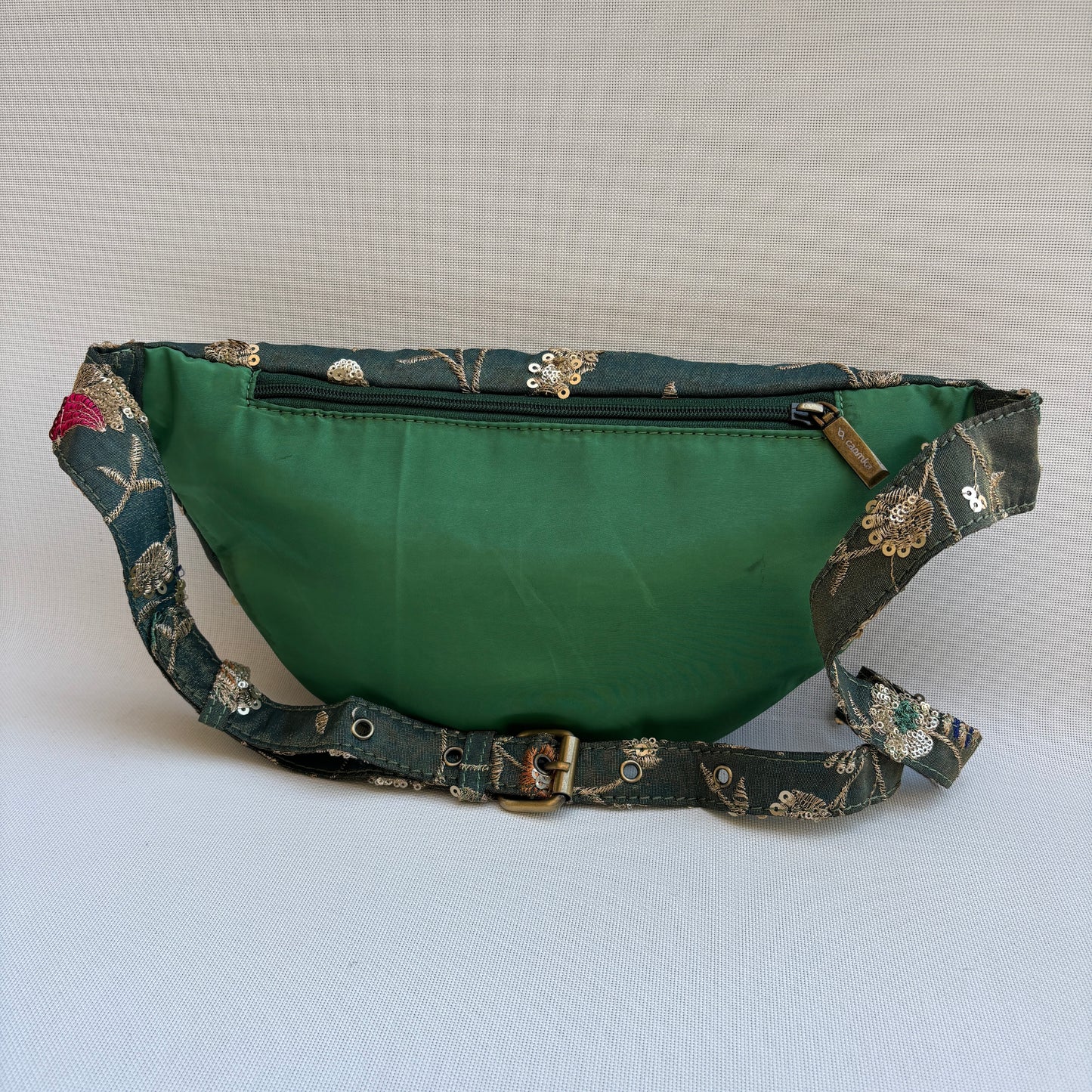 Riñonera - Bandolera Retrochic Mónica “Emerald Garden” · Pieza Única Núm. 19149