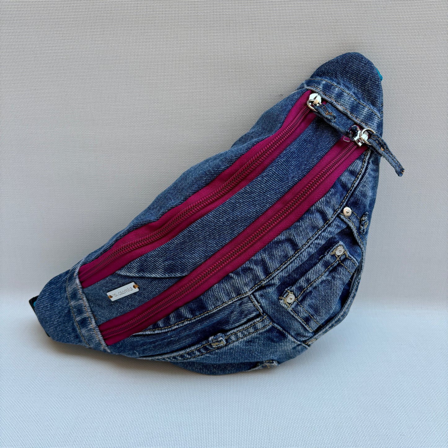 Riñonera Retro Chic ♻️ Jeans Recycled ♻️ · Edición Limitada · Pieza Única Núm. 16607