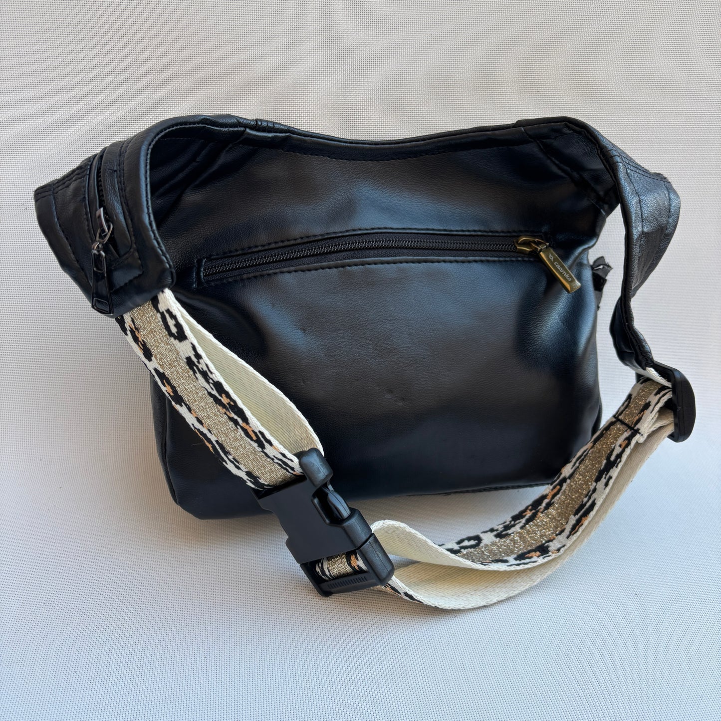 Riñonera "Recycled Black Top" + Bolsillo trasero · Polipiel  · Pieza Única Núm. 16933
