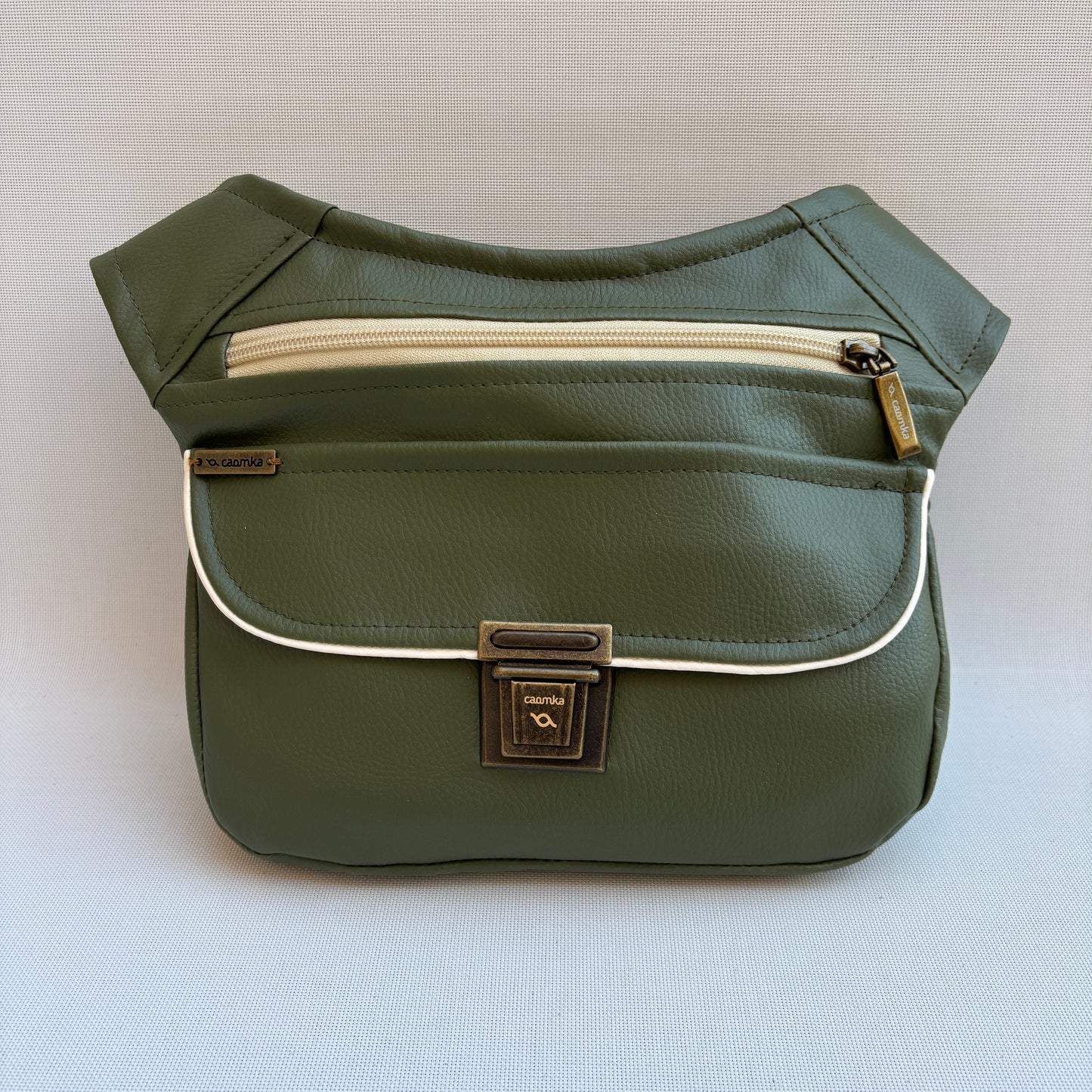 Riñonera "Special Top Green" · Polipiel · Pieza única Núm. 16935
