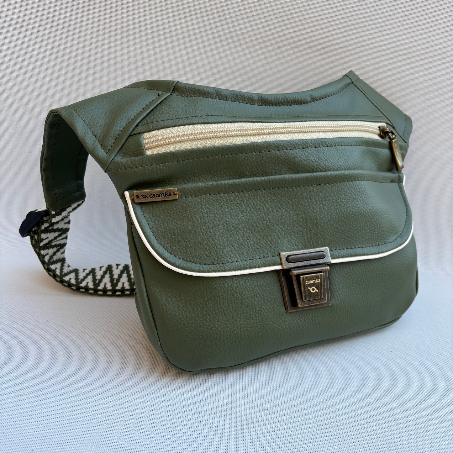 Riñonera "Special Top Green" · Polipiel · Pieza única Núm. 16935
