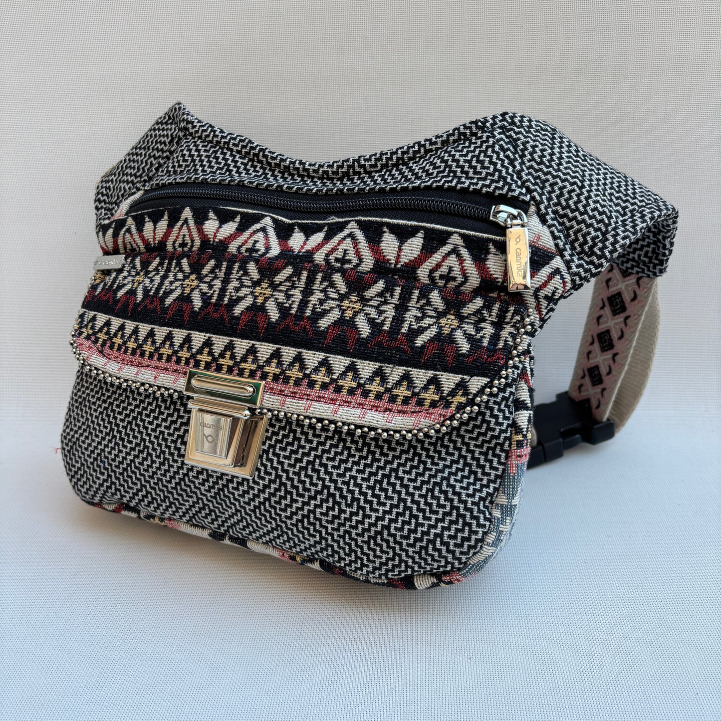 Riñonera "Special African Etnical Top" + Bolsillo trasero · Pieza Única Núm. 16934