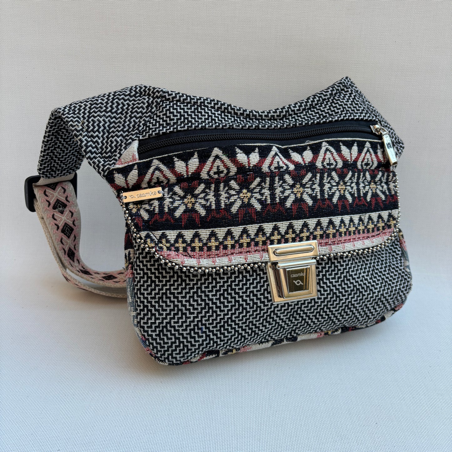 Riñonera "Special African Etnical Top" + Bolsillo trasero · Pieza Única Núm. 16934