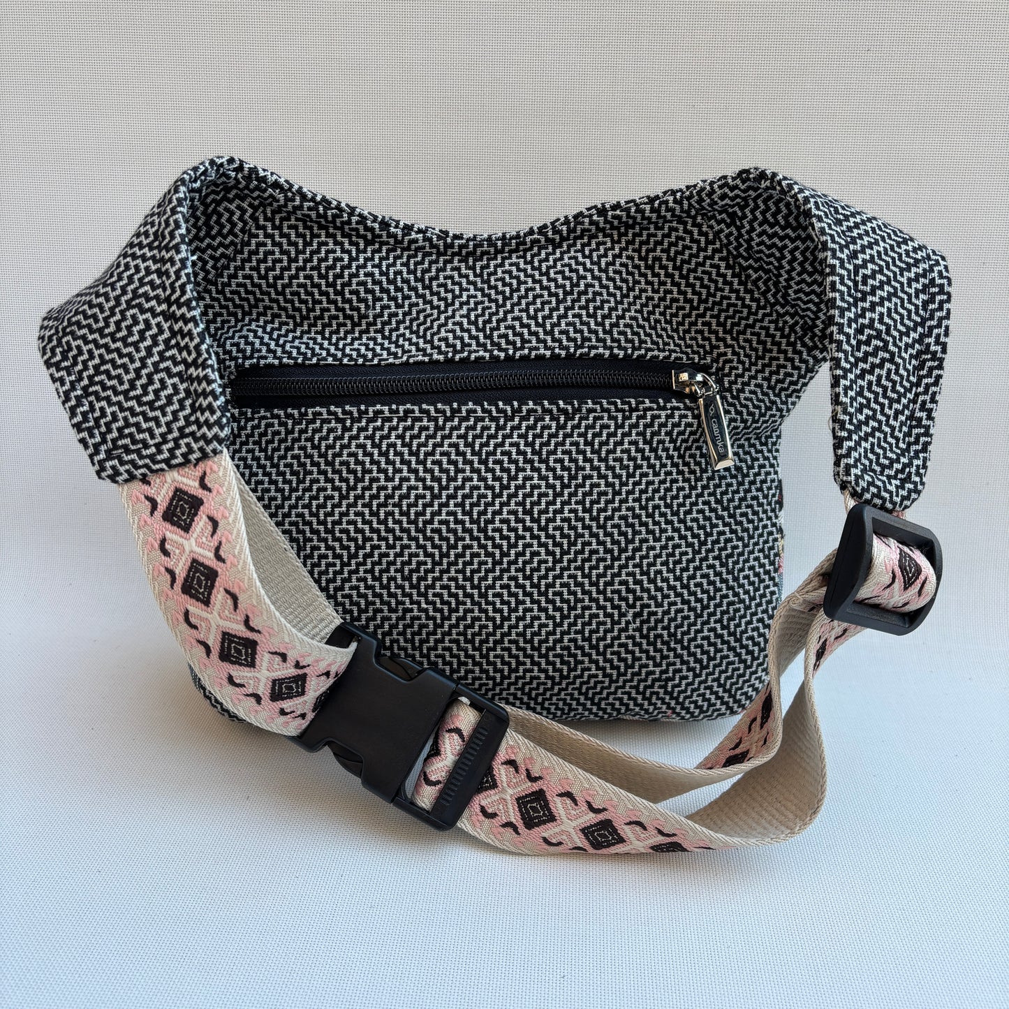 Riñonera "Special African Etnical Top" + Bolsillo trasero · Pieza Única Núm. 16934