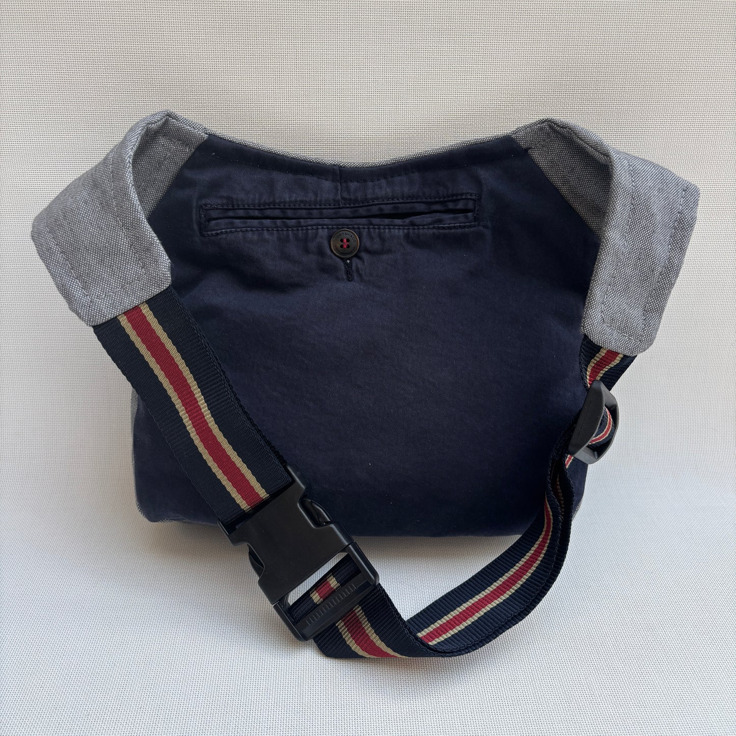 Riñonera "Blue Top" ♻️ Recycled ♻️ · Pieza Única Núm. 17768