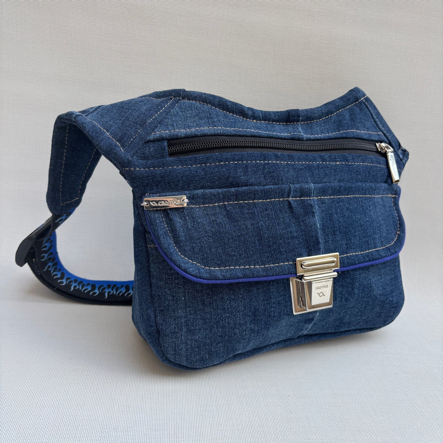Riñonera ♻️ Jeans Recycled ♻️ Top · Pieza Única Núm. 17759