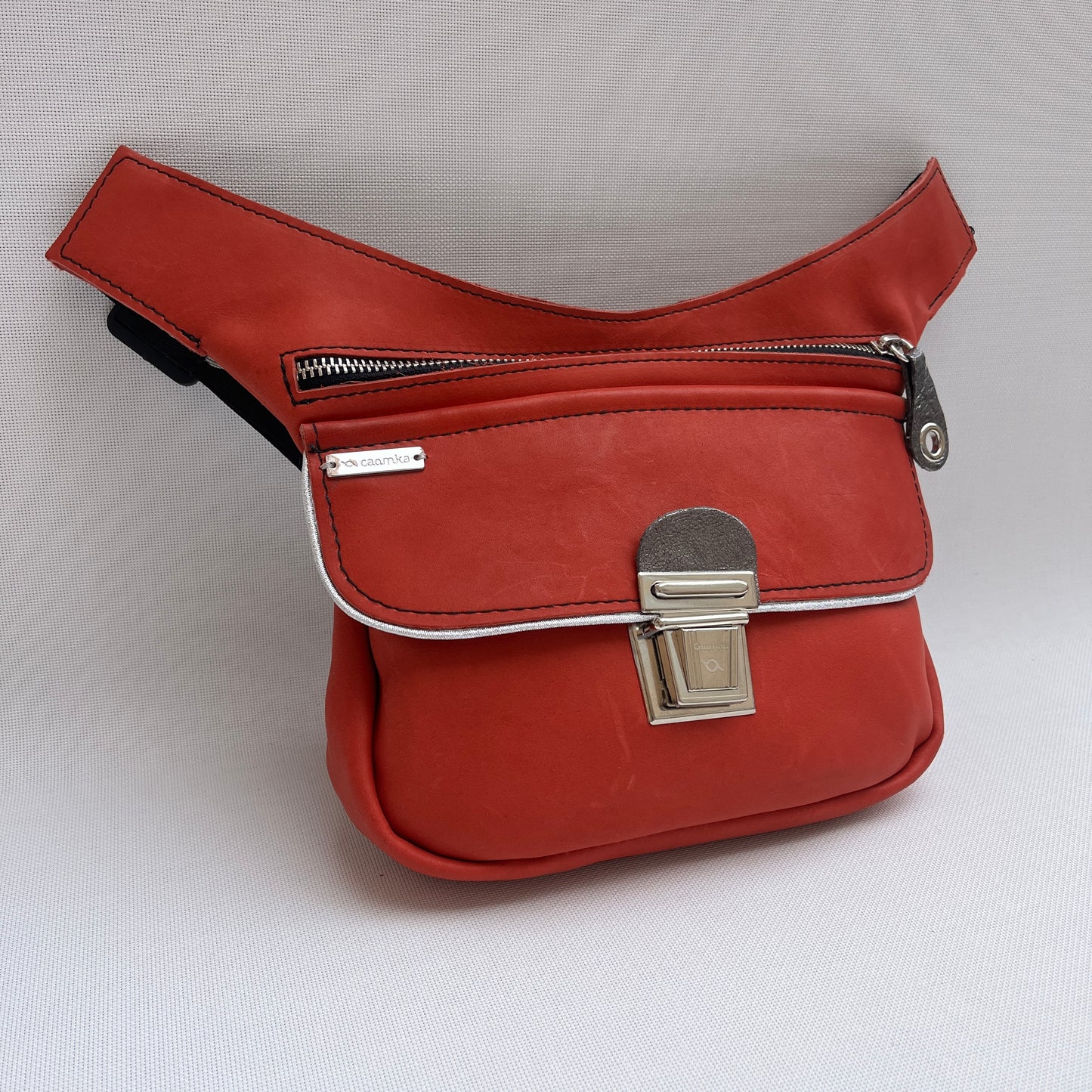 Top Love Fantasy Red · Piel - Cuero · Pieza Exclusiva Núm. 15203