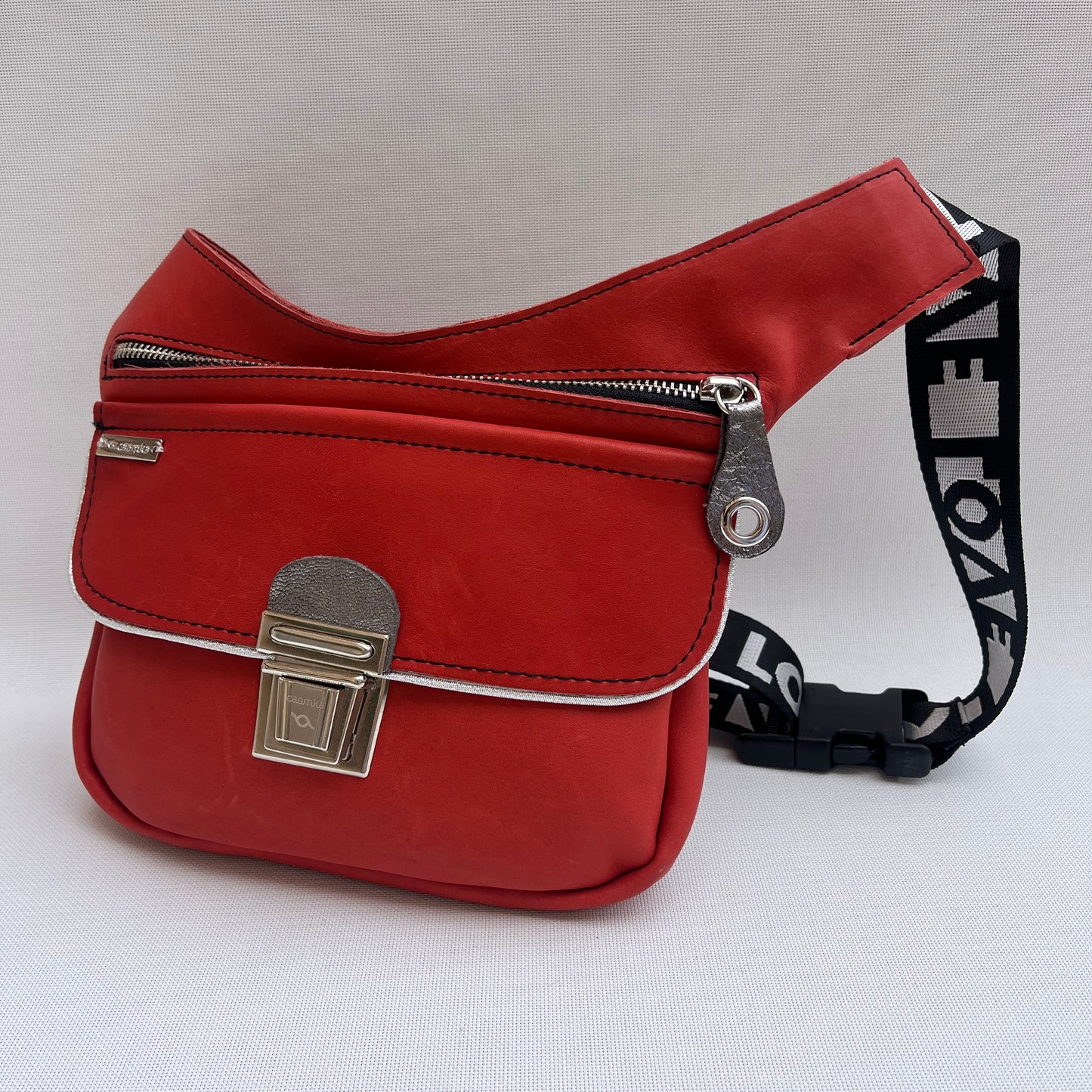 Top Love Fantasy Red · Piel - Cuero · Pieza Exclusiva Núm. 15203