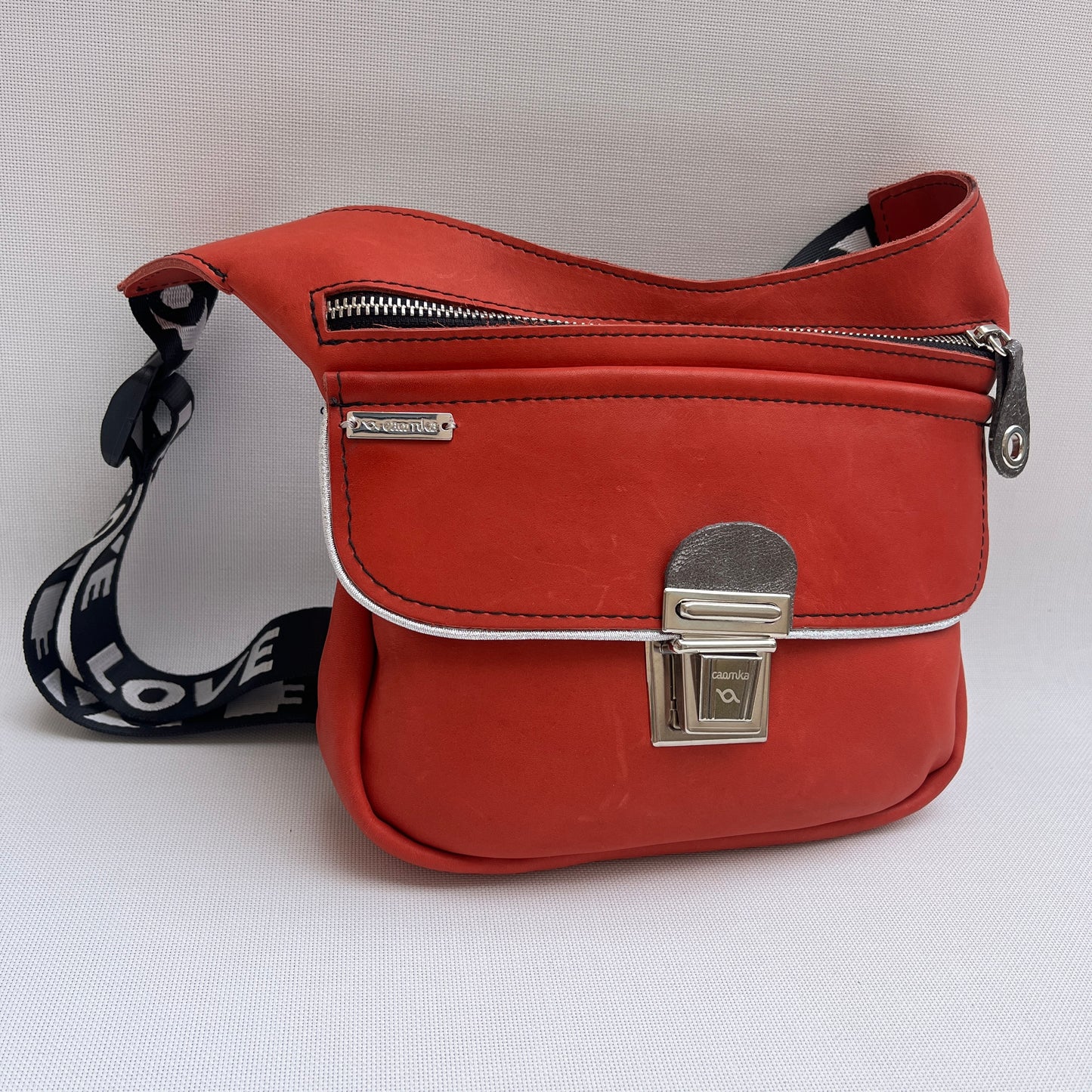 Top Love Fantasy Red · Piel - Cuero · Pieza Exclusiva Núm. 15203