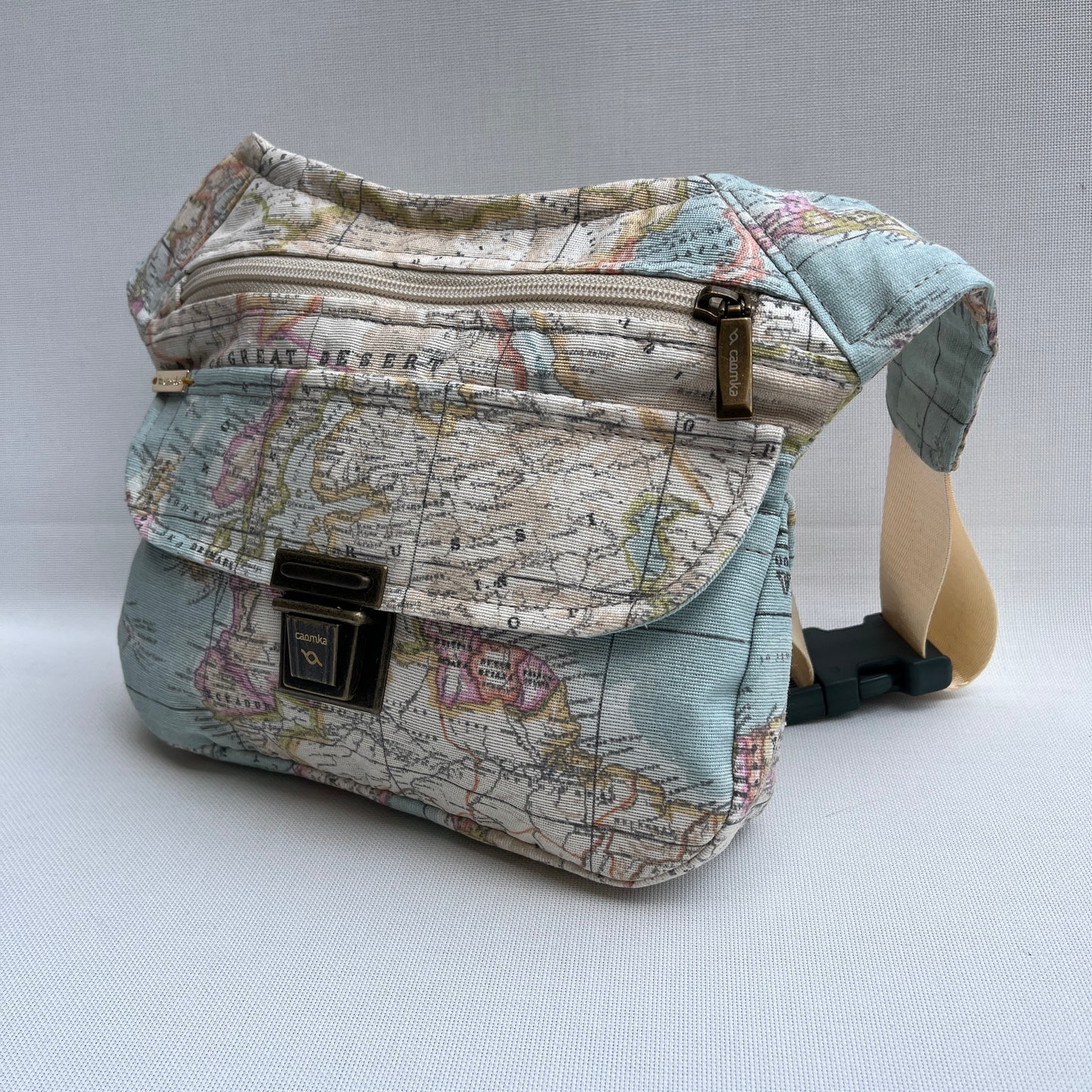 Special World Map · Waterproof · Unique Piece No. 12839