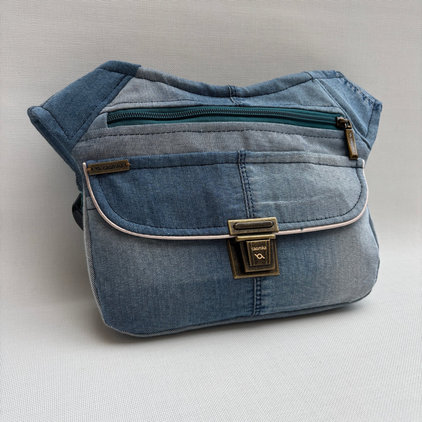 Riñonera "Jeans Top" ♻️ Jeans Recycled ♻️ · Pieza Única Núm. 17770