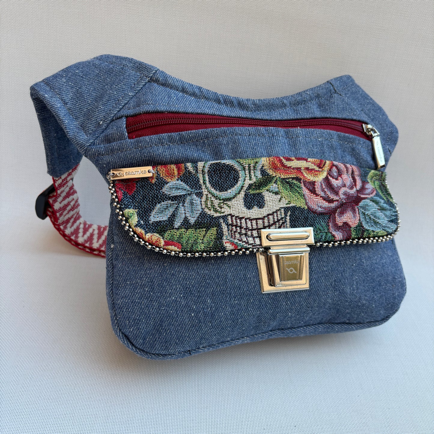 Riñonera "Special Jeans Skulls Top" + Bolsillo trasero · Pieza Única Núm. 16905